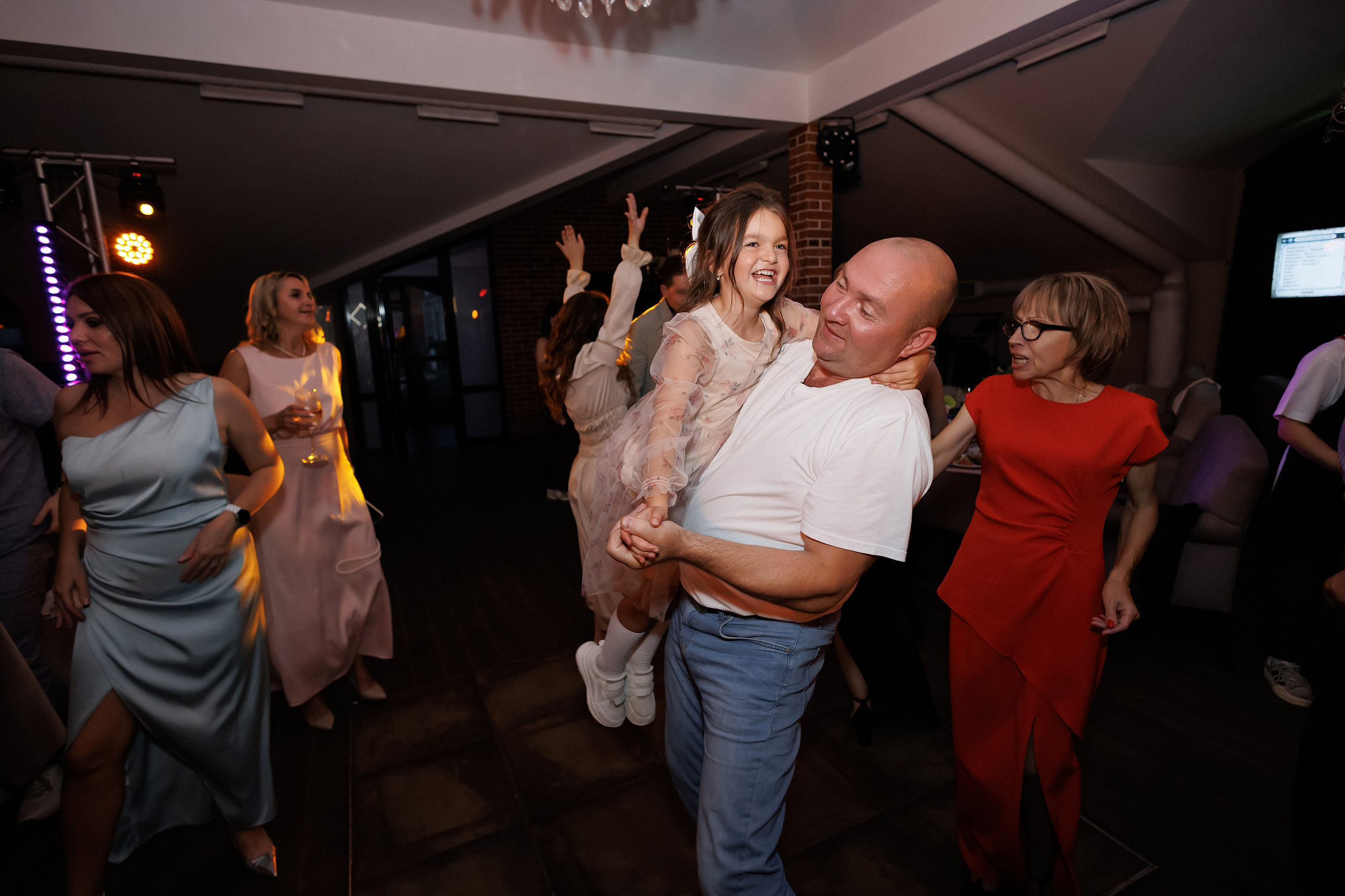 Екатерина и Владислав. Свадебный фотограф в Пскове и Санкт-Петербурге | Анна Голикова