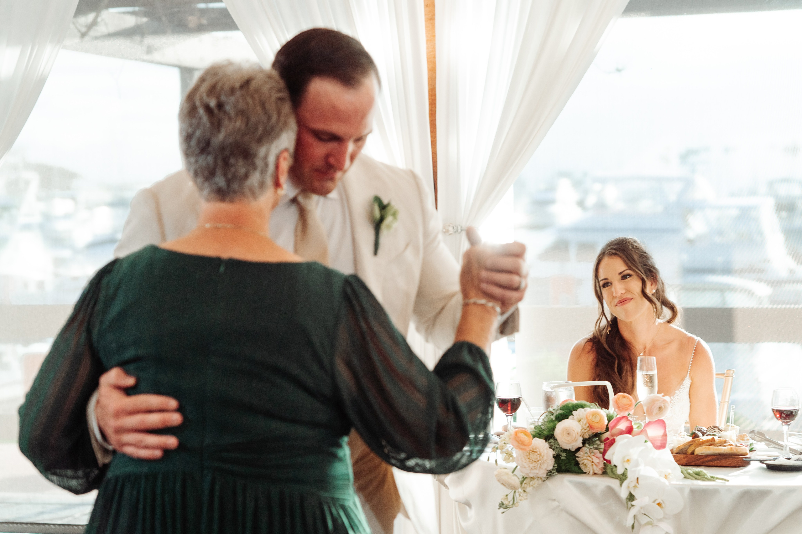 2025-08-16_BryanAmber. Ретушер Зенькевич Света