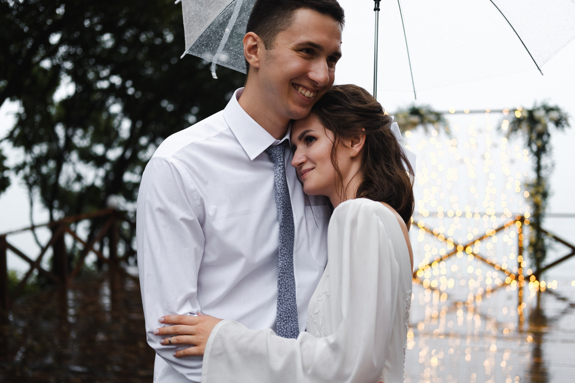 Свадьба в дождь Владивосток. Свадебный фотограф во Владивостоке и Славянке