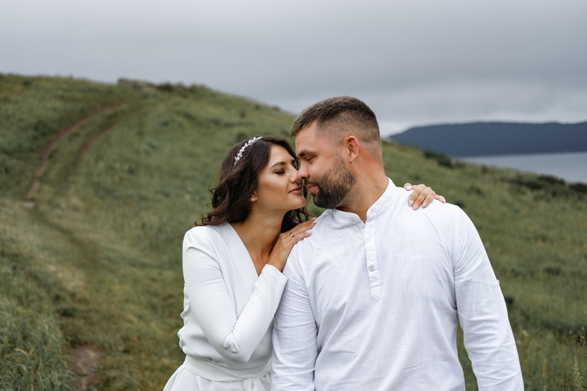 Love story фотосессия в Славянке. Свадебный фотограф во Владивостоке и Славянке