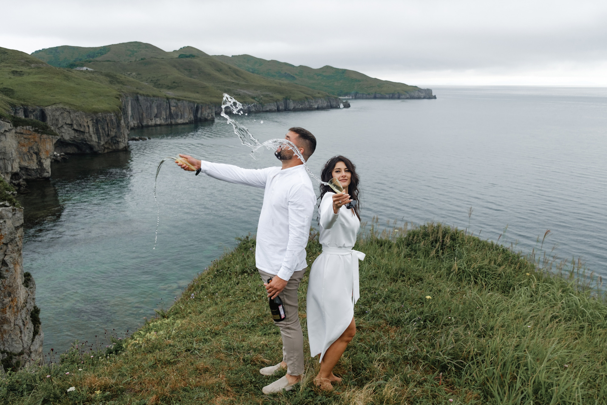 Love story фотосессия в Славянке. Свадебный фотограф во Владивостоке и Славянке