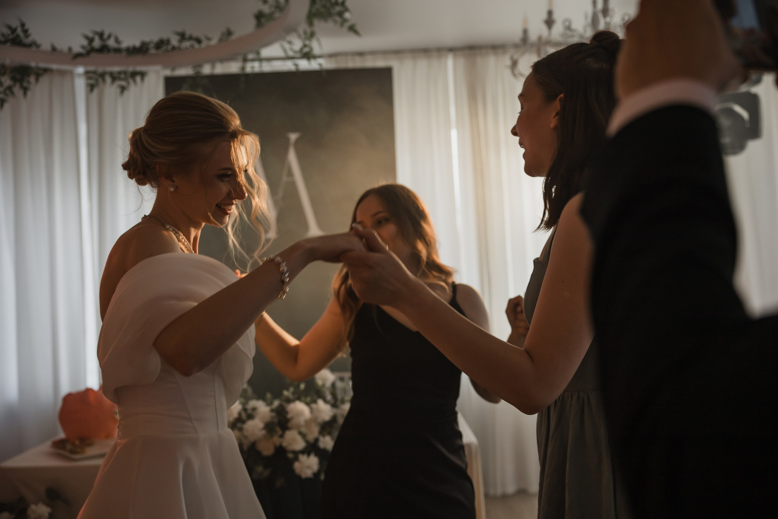 Виктор & Анастасия. Свадебный фотограф в Новосибирске Анжелика Шамсутдинова