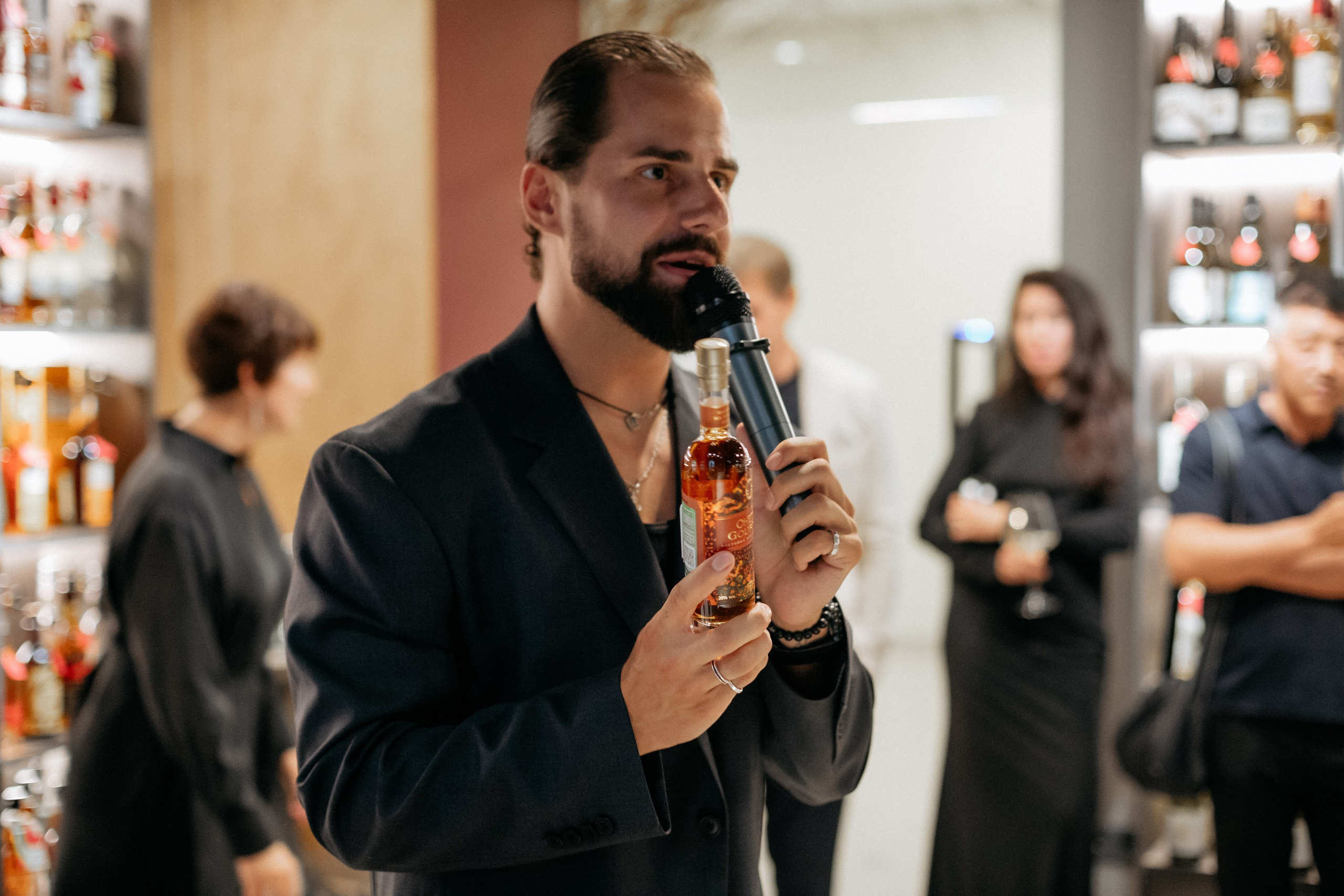 BY SIMPLE ВИНОТЕКА — ОТКРЫТИЕ. СВОИ. ФОТООТЧЕТЫ-СОБЫТИЯ-МЕСТА