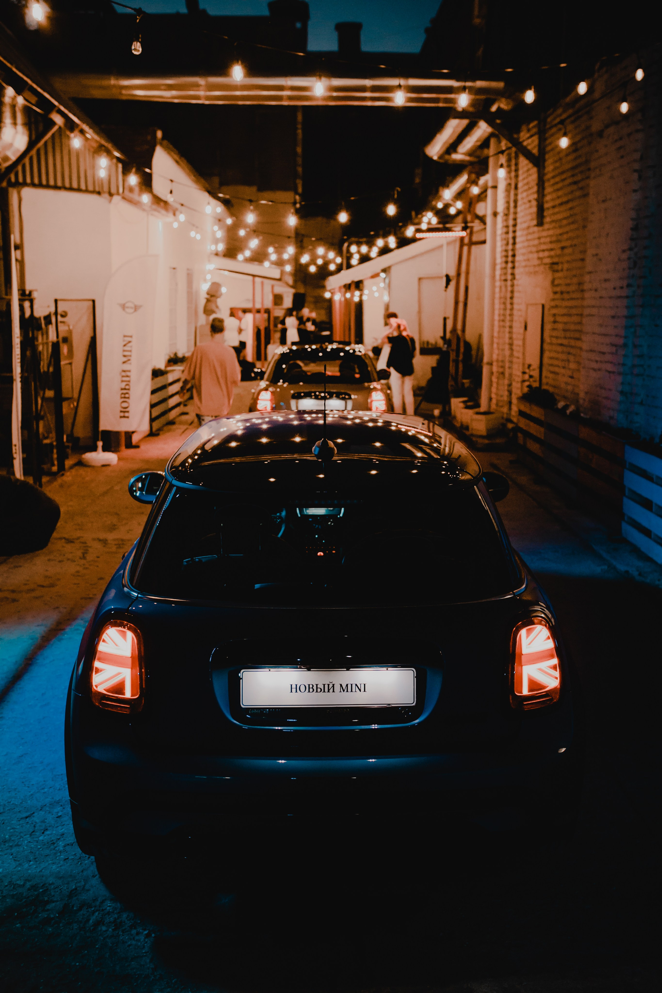 New MINI Cooper в Гоголь Центре. Репортажный, event, концертный и backstage фотограф из Москвы Виталий Кривцов