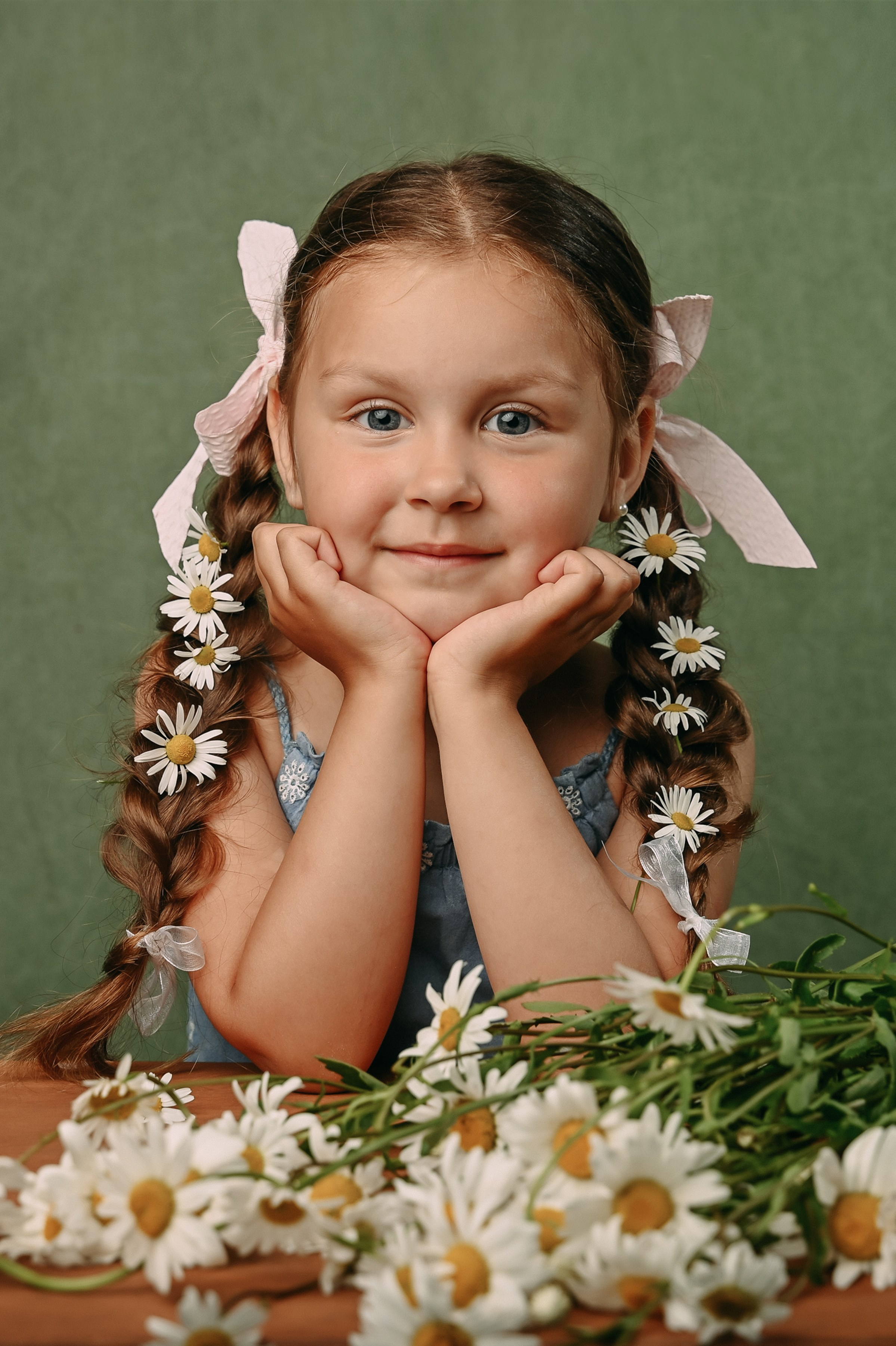 Портреты с цветами. Детский и семейный фотограф