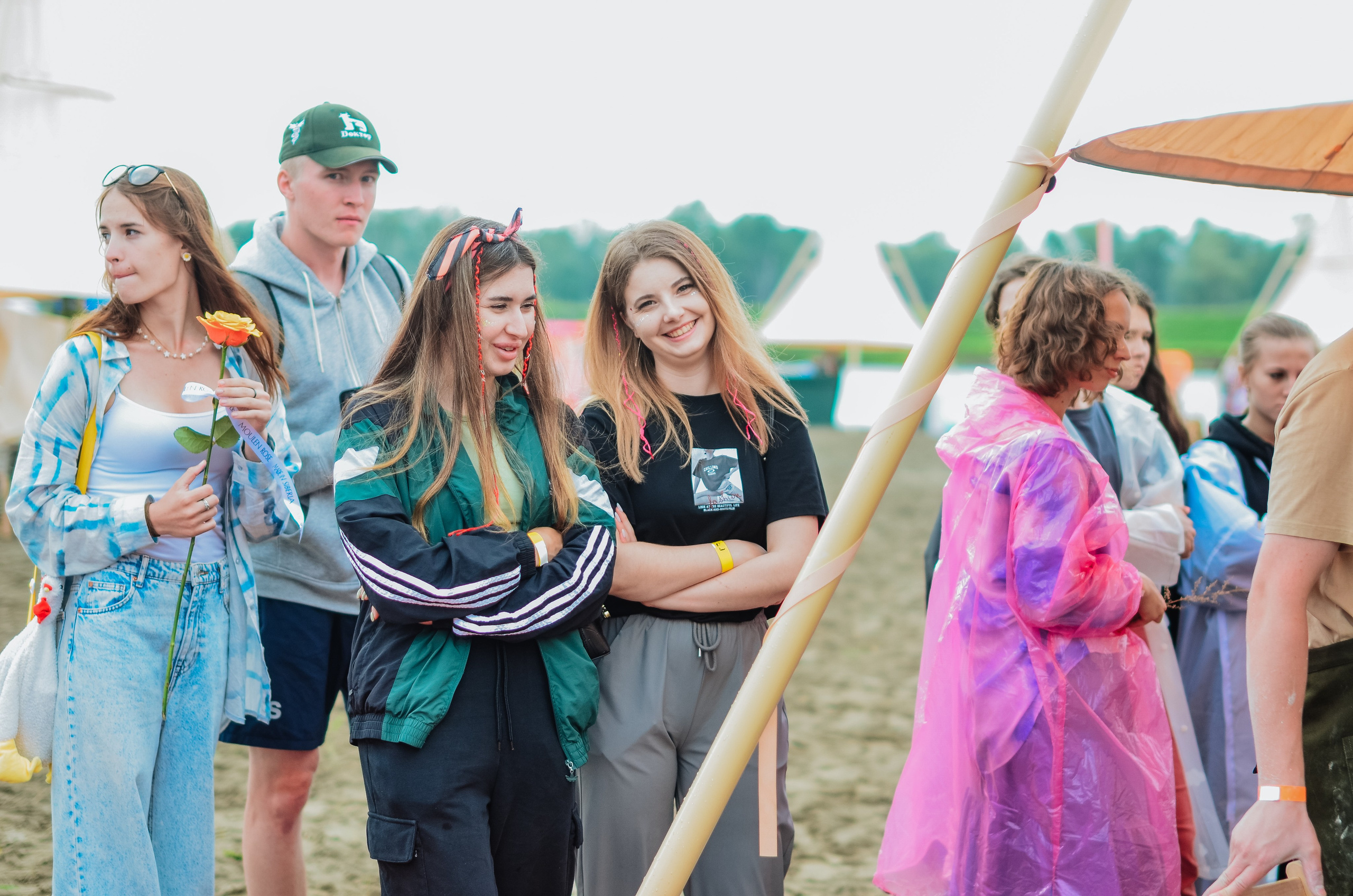 Фестиваль «Грань» 2025. Спортивная площадка. Денисова Аля — фотограф для парных съемок и индивидуальных историй в Барнауле