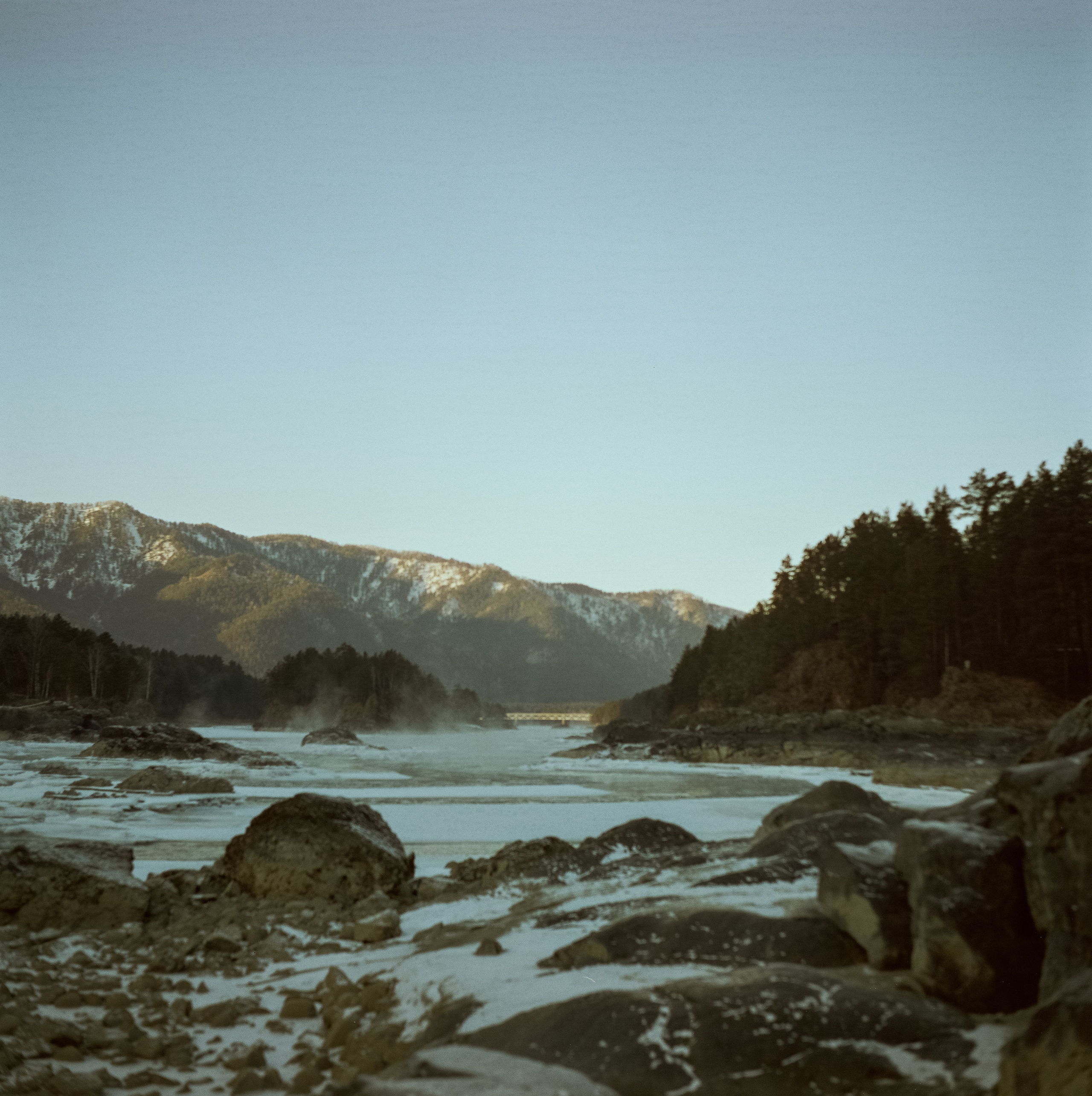 Кызыл-Таш, Кедровый остров / 11 декабря 2023 года (-25С) / CineStill 5