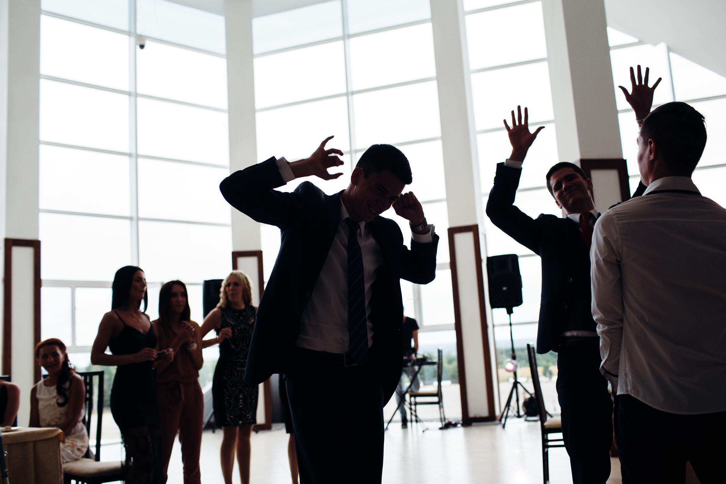 Свадьба Владислава и Любови в Сыктывкаре. Фотограф Антон Бубликов Сыктывкар