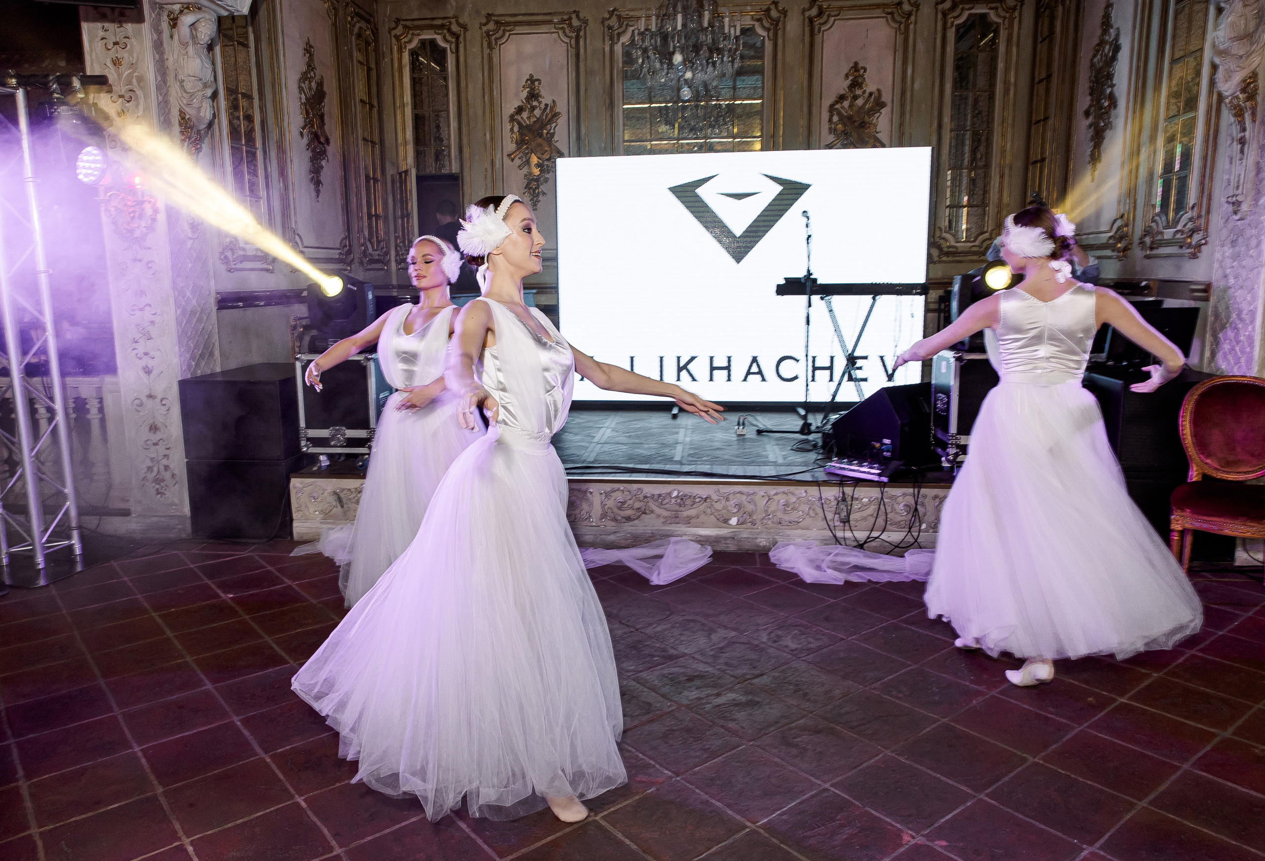 Свадебная выставка. Свадебный и семейный фотограф в Челябинске Юлия Ишимова