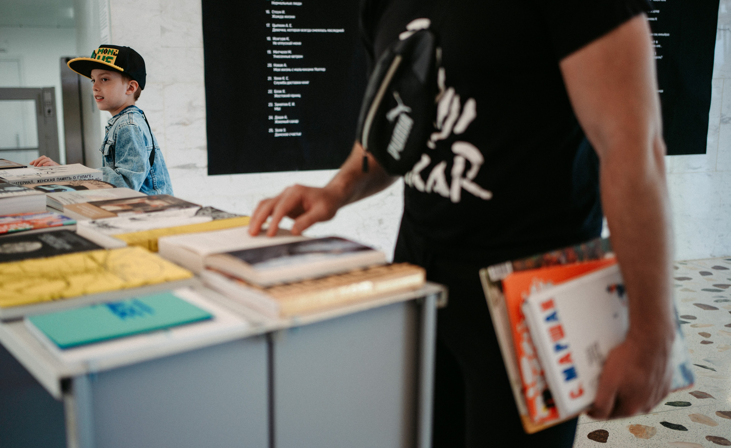 Смена. Летний книжный фестиваль / 2024. Саша Копылов, фотограф в Казани