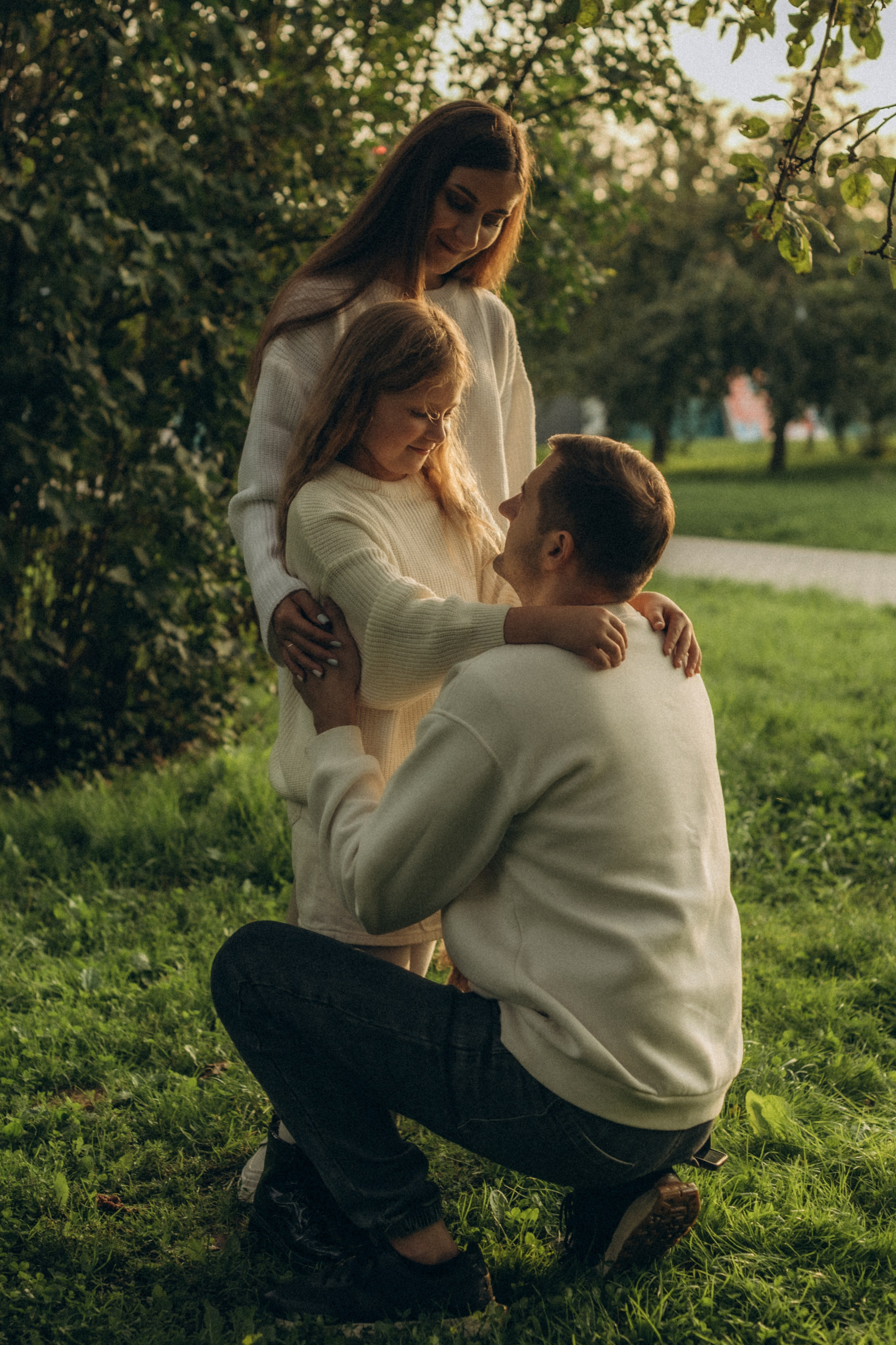 В яблоневых садах. Гаврилова Настя семейный фотограф lifestyle в Москве