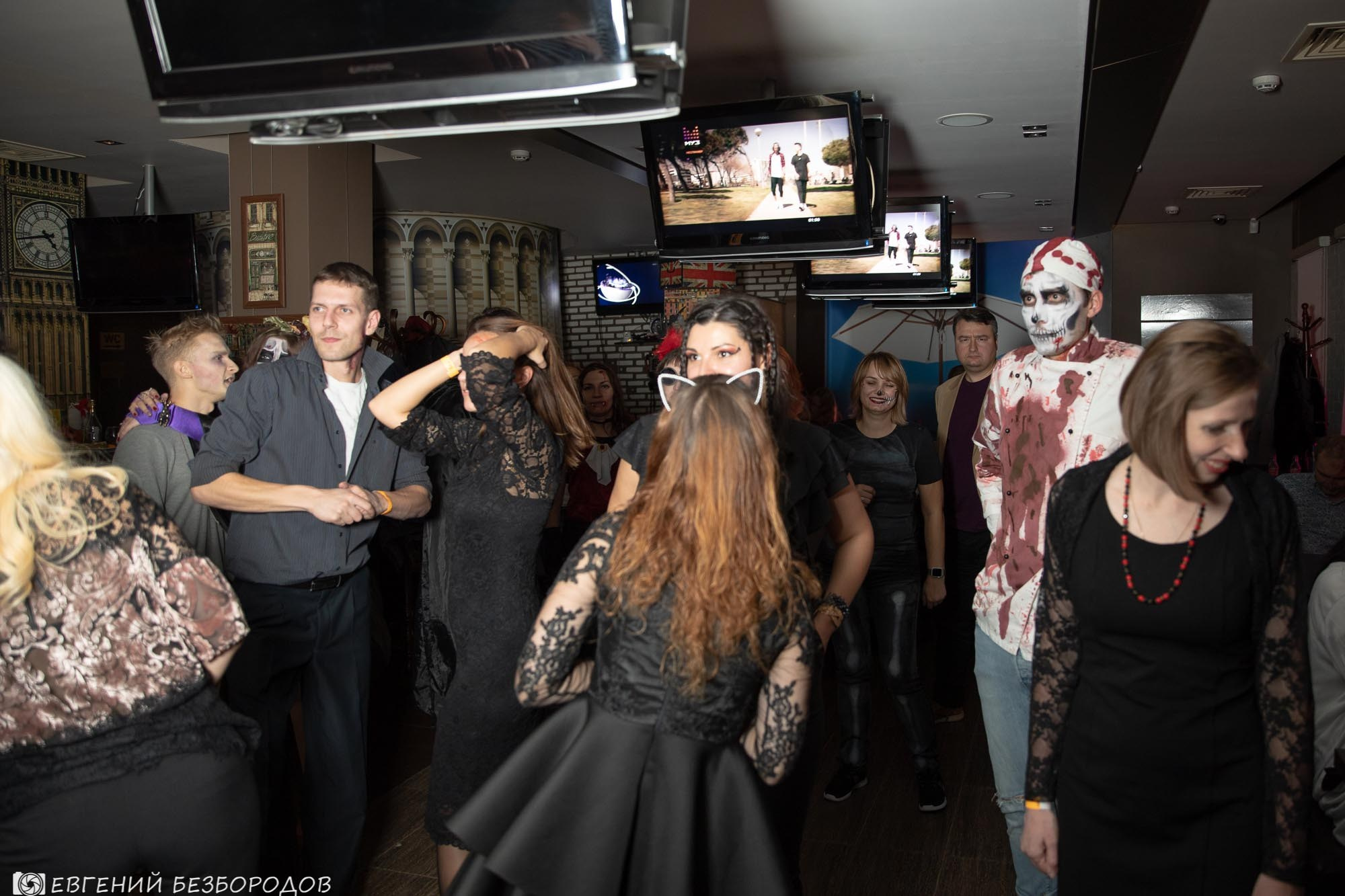 Пятница, 2-е. Клубная вечеринка на Хеллоуин | 2.11.2018. Галерея Фантим