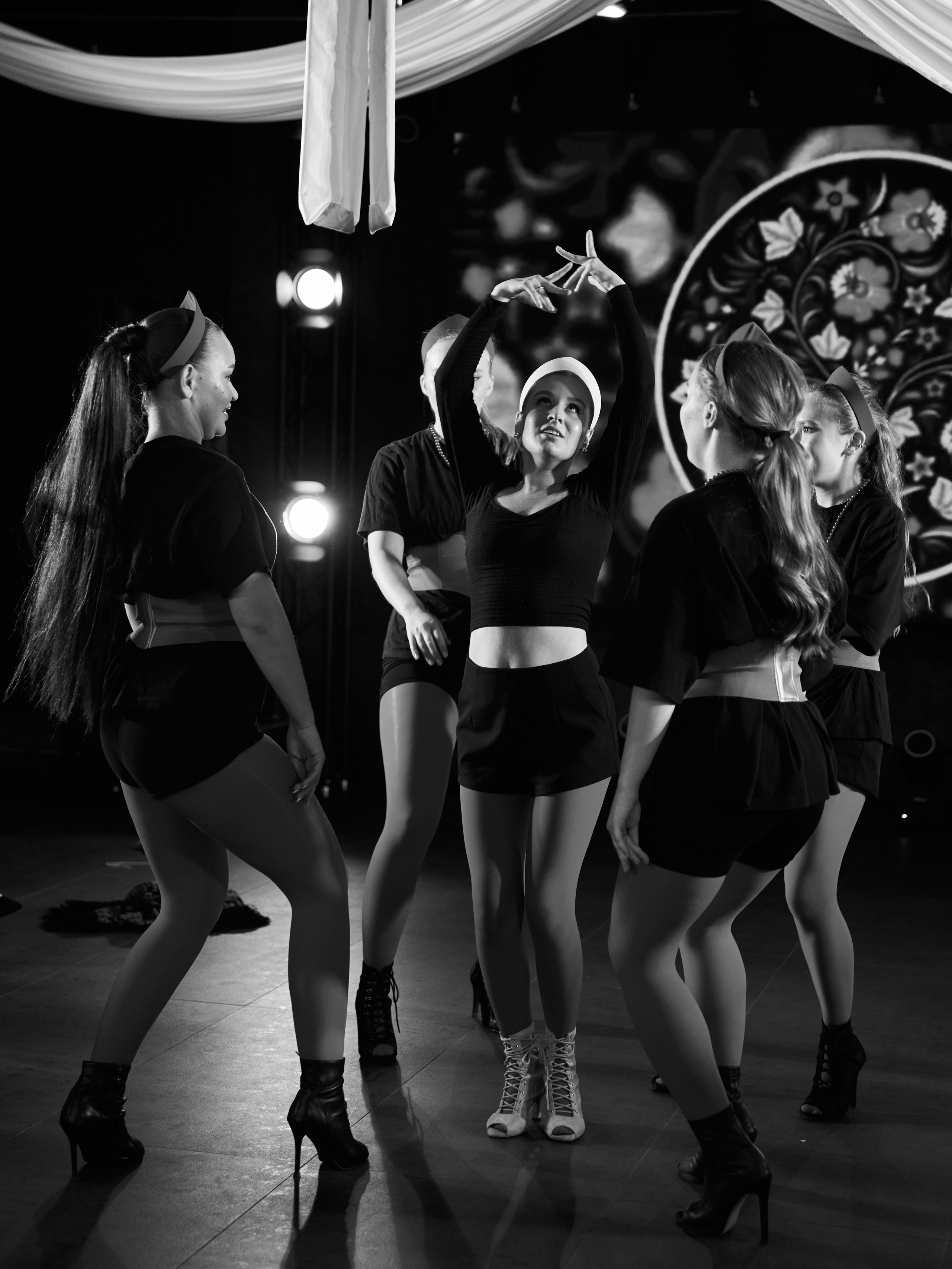 СЕГОДНЯ ТОЛЬКО ПО ЛЮБВИ. Свадебный фотограф Анна Чащухина