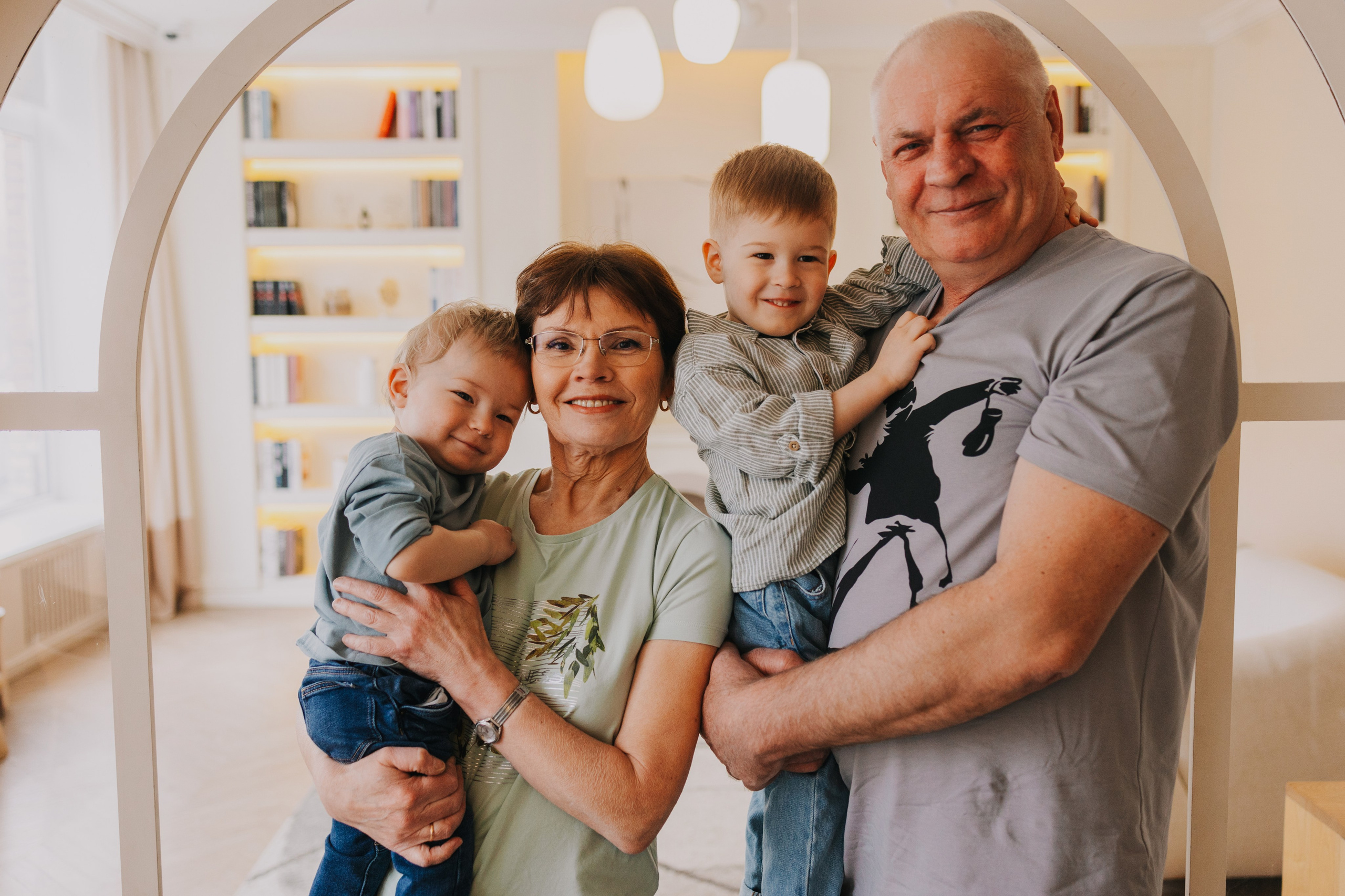 Большая семья. Домашняя фотосессия