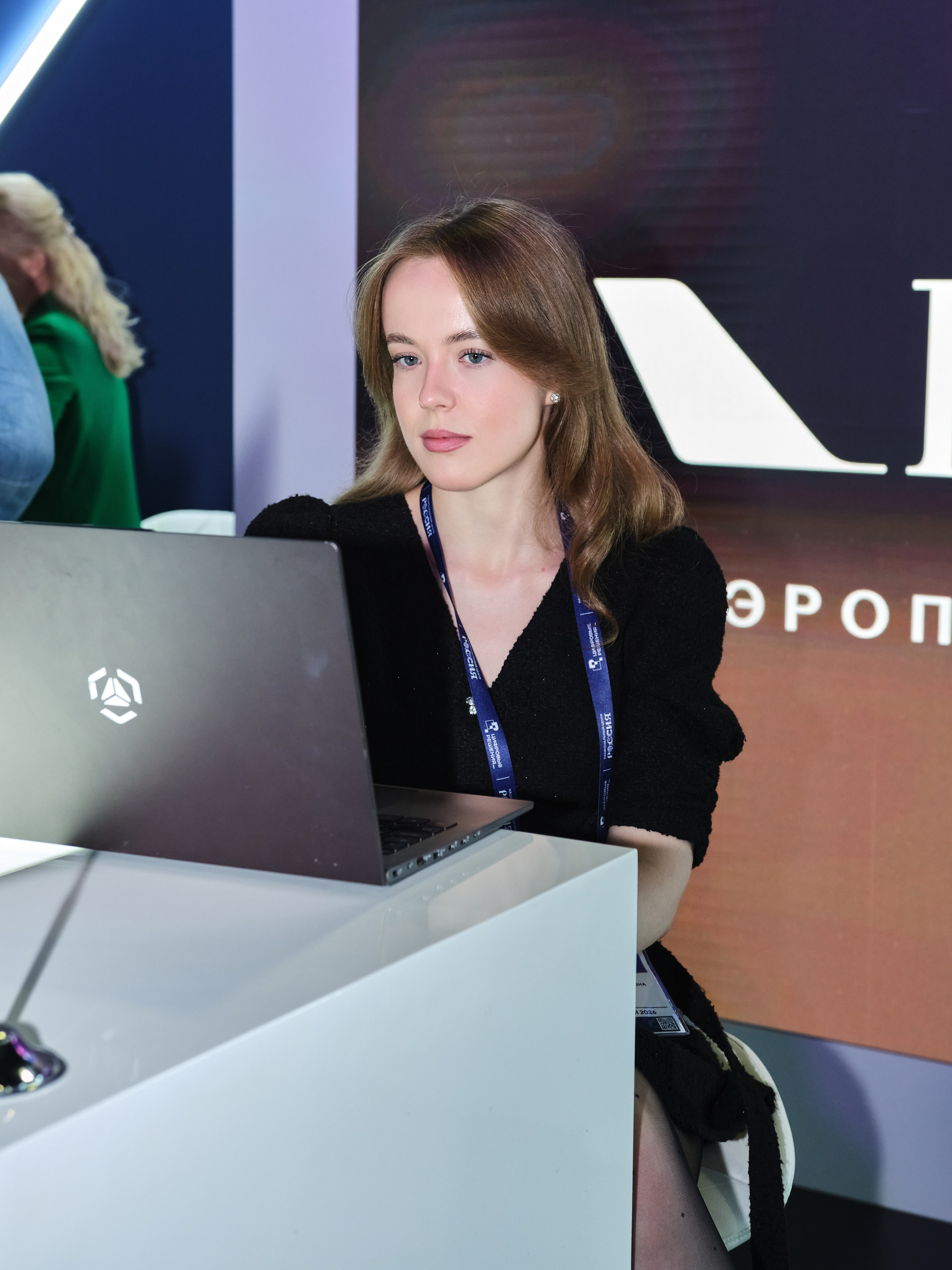 Форум «Цифровые решения». Лесник Вячеслав — фотограф в Москве | Фэшн, коммерческая и репортажная съемка