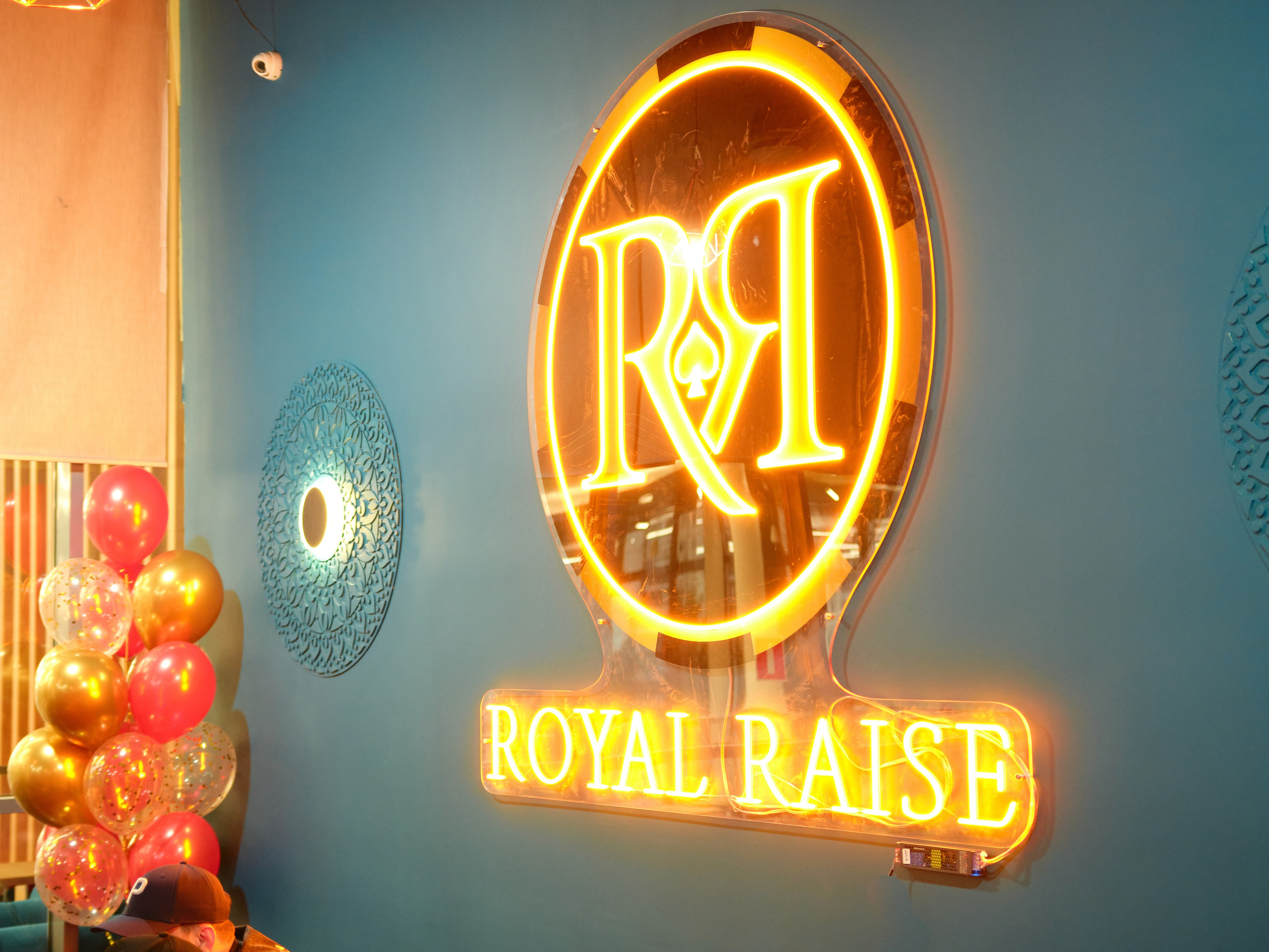 Royal Raise. Лесник Вячеслав — фотограф в Москве | Фэшн, коммерческая и репортажная съемка
