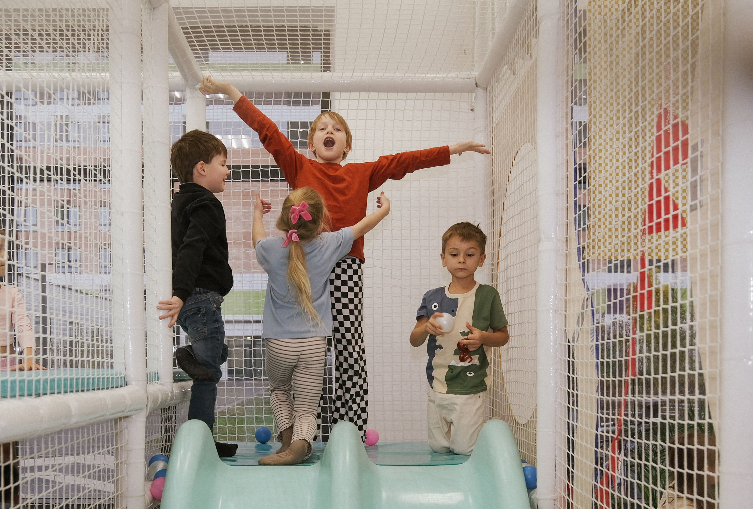 Дети, сады, школы. Фотограф и видеограф в Москве Полина Абраменкова