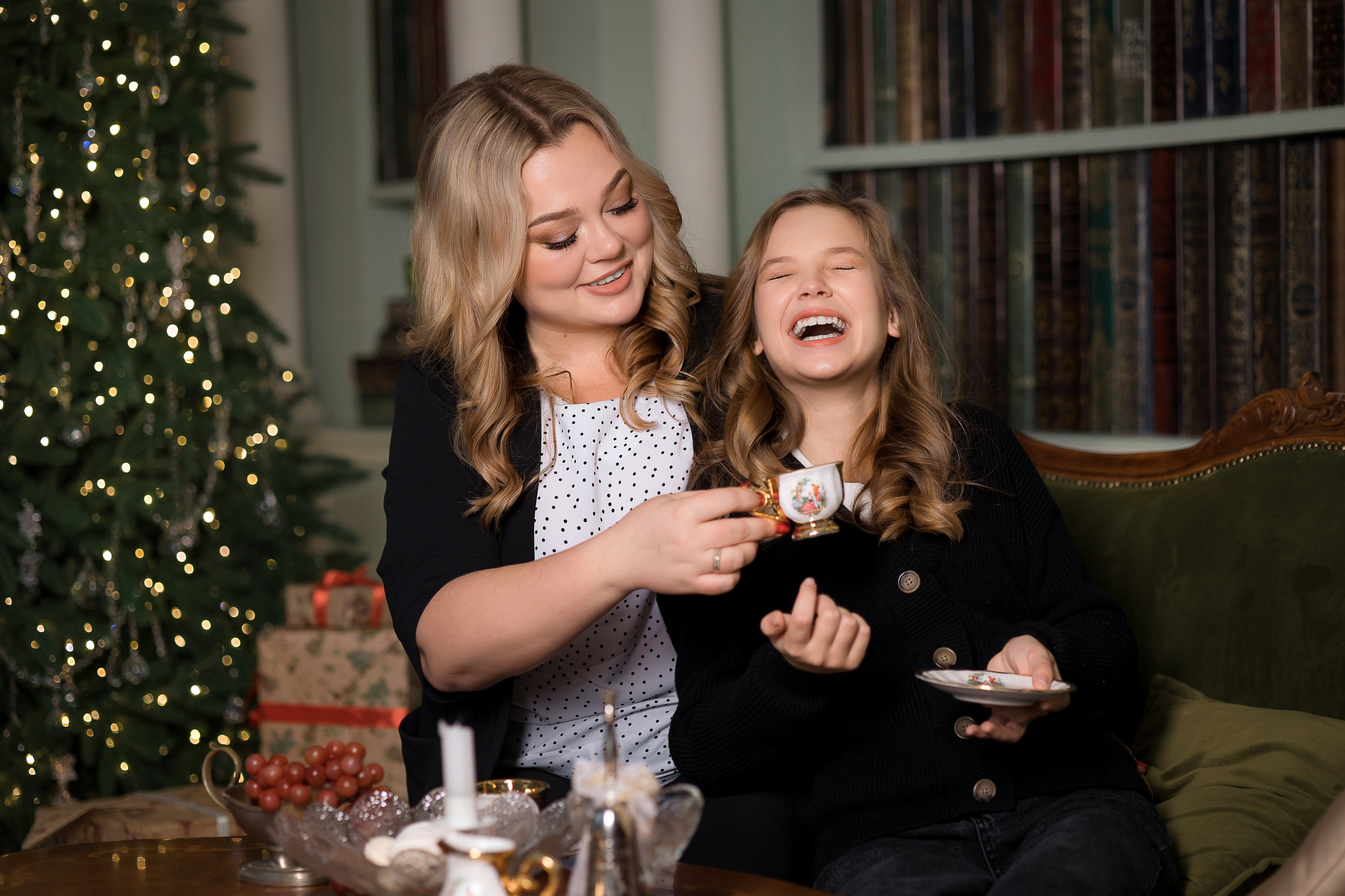 Екатерина и Александра. Выпускные альбомы. Школьный и семейный фотограф Виктория Игнатьева