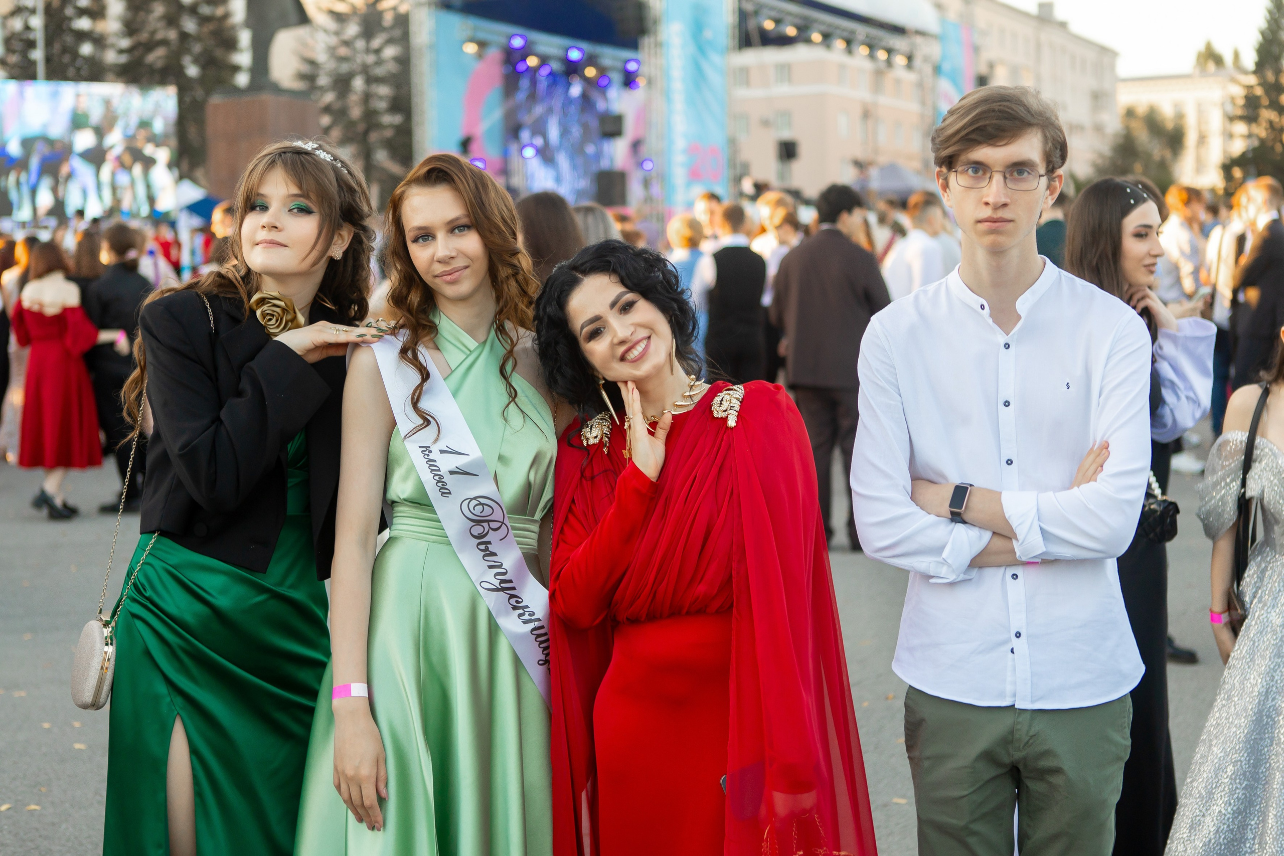 Выпускной Гимназия 12 2024 г. Свадебный и портретный Фотограф в Липецке Дмитрий Котюков