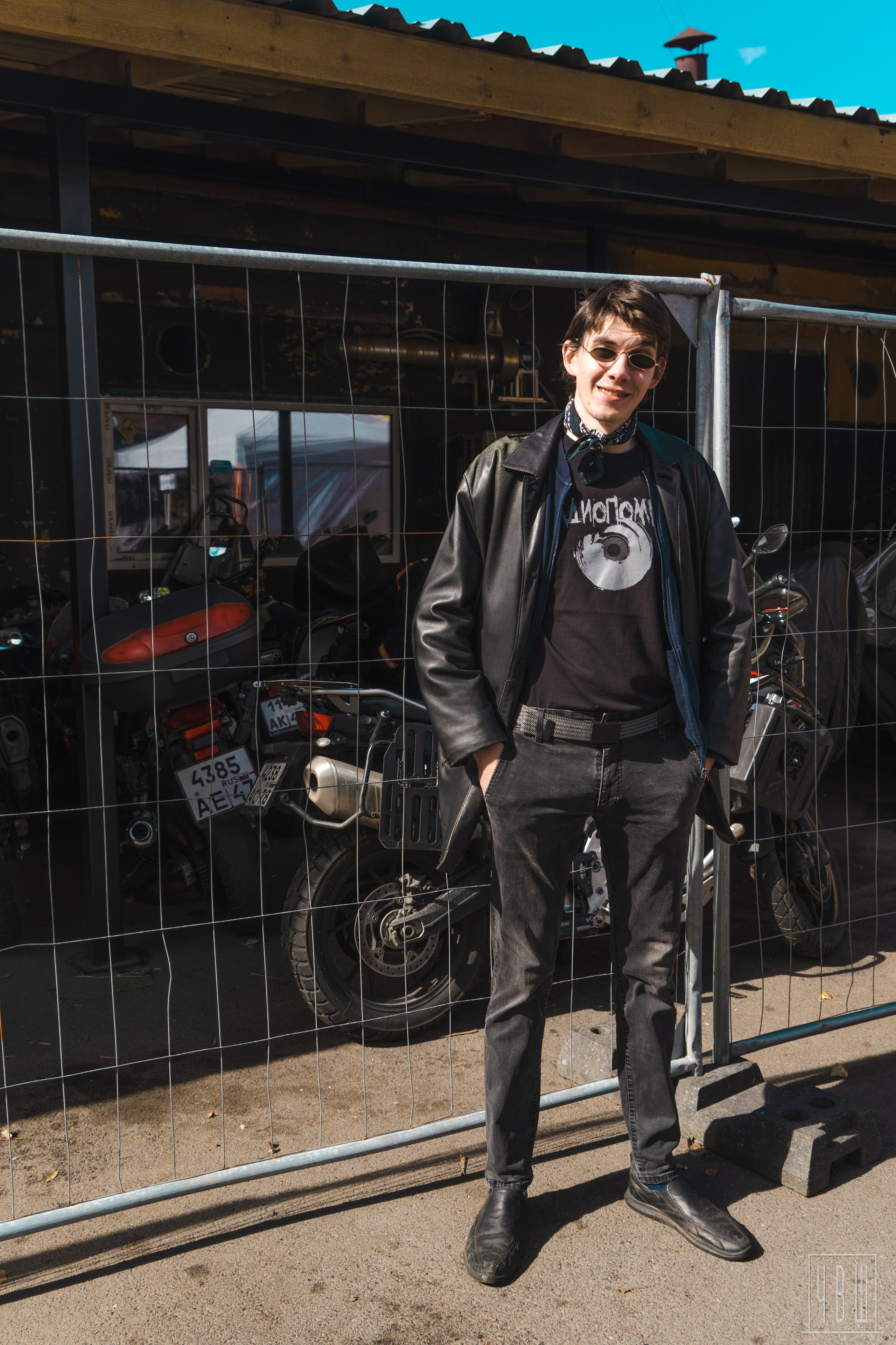 Живой! 2025, День Второй. Человек в Шляпе