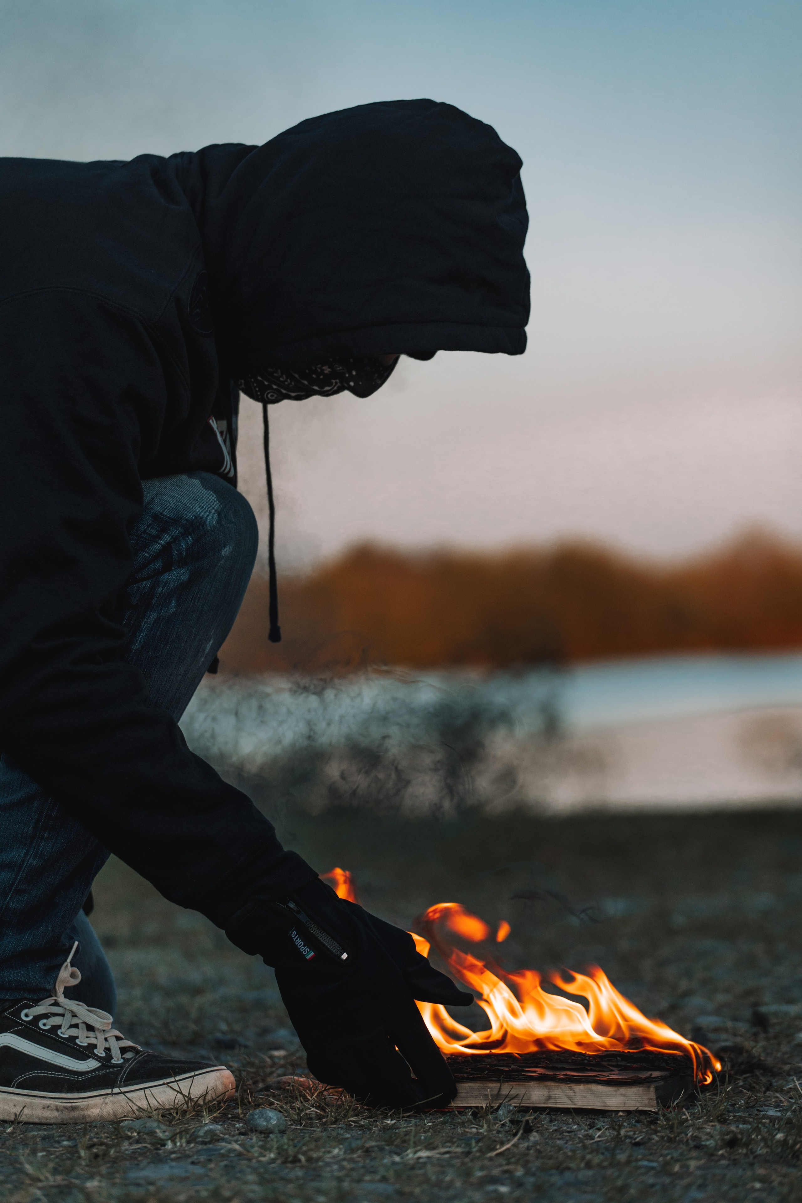 With fire. Photographer in Saint-Petersburg and Moscow Max Spector