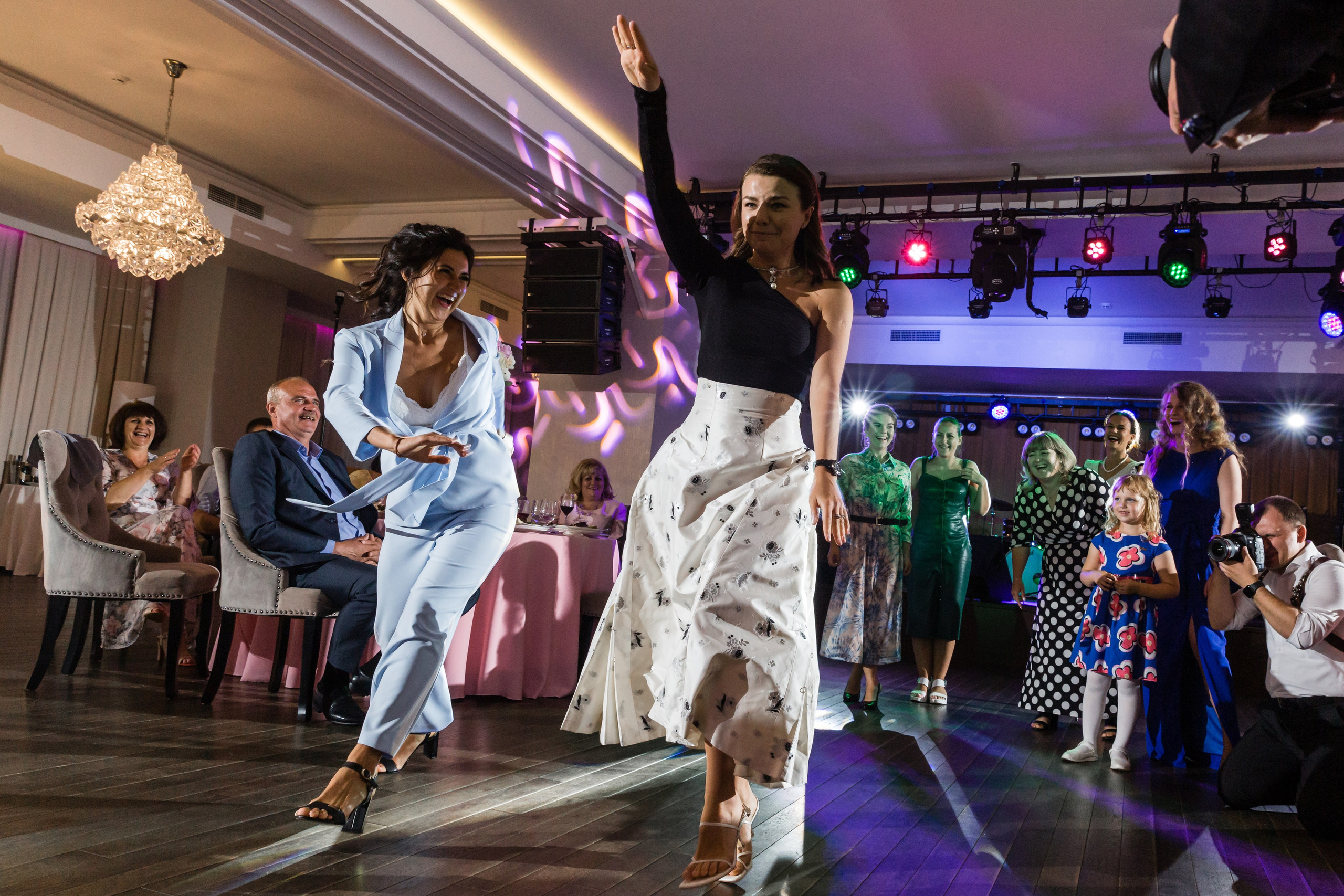 Roma & Anya. Главная