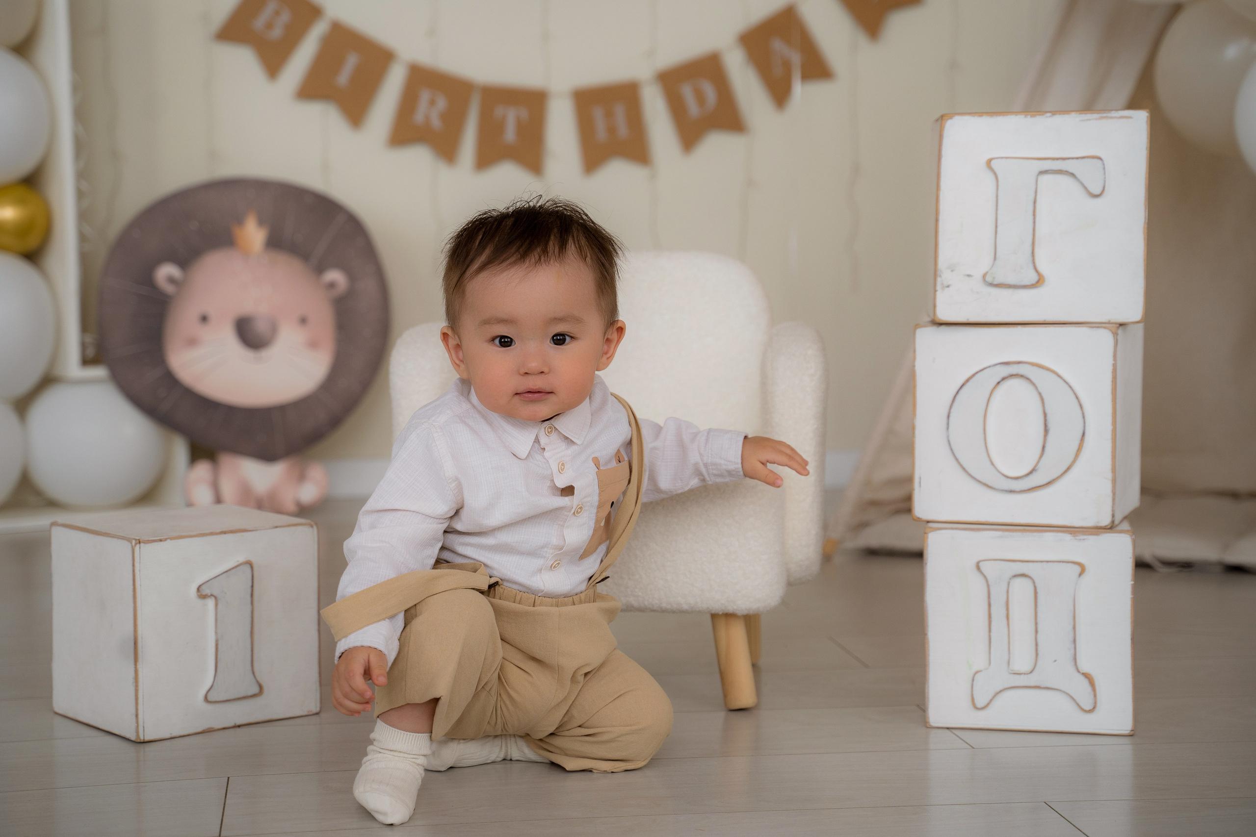 Cake Smash. Фотостудия Малина в городе Улан-Удэ. Фотограф Ирина Жарникова