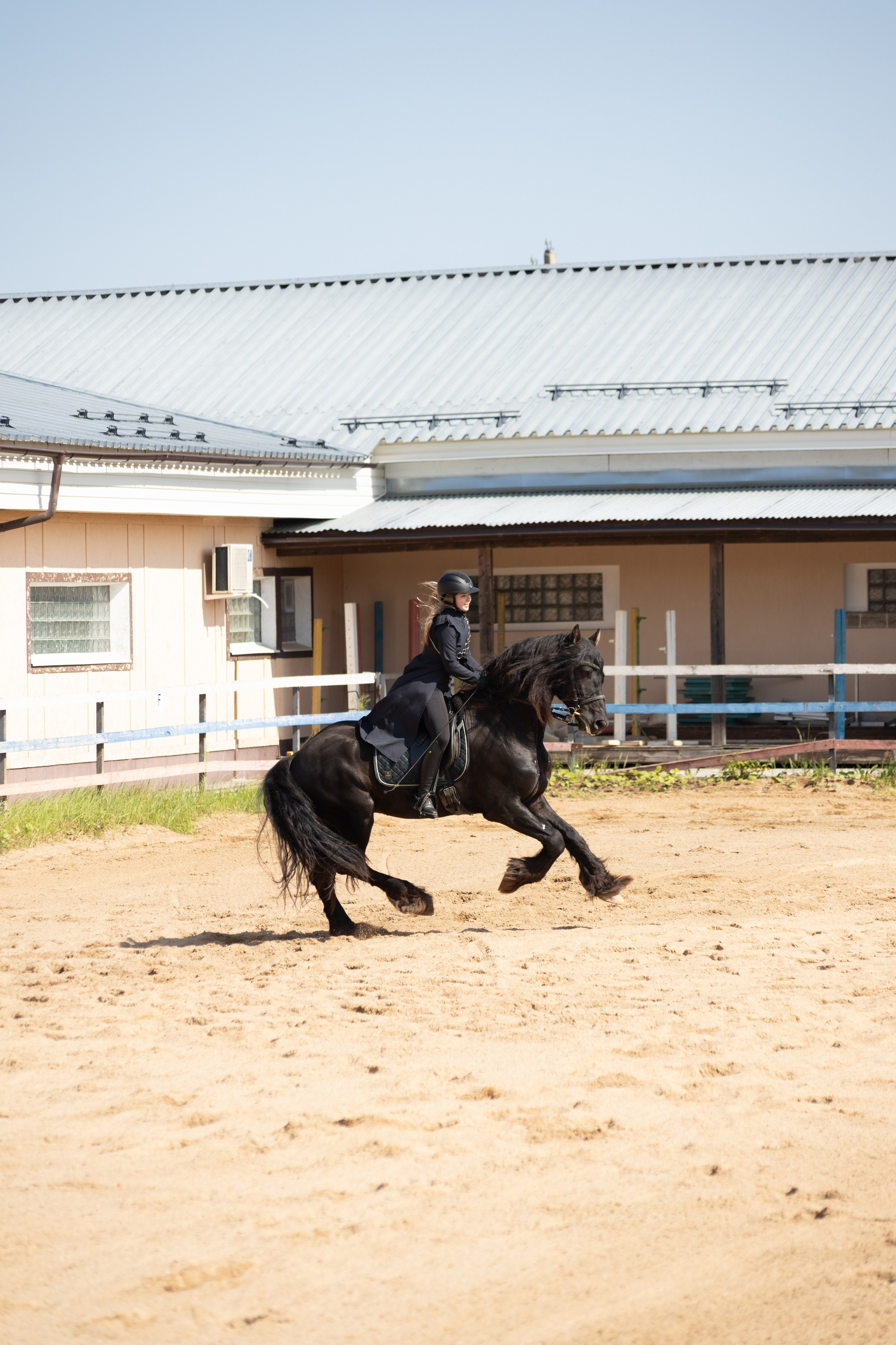 Конюшня. Фотограф в Москве и Истре