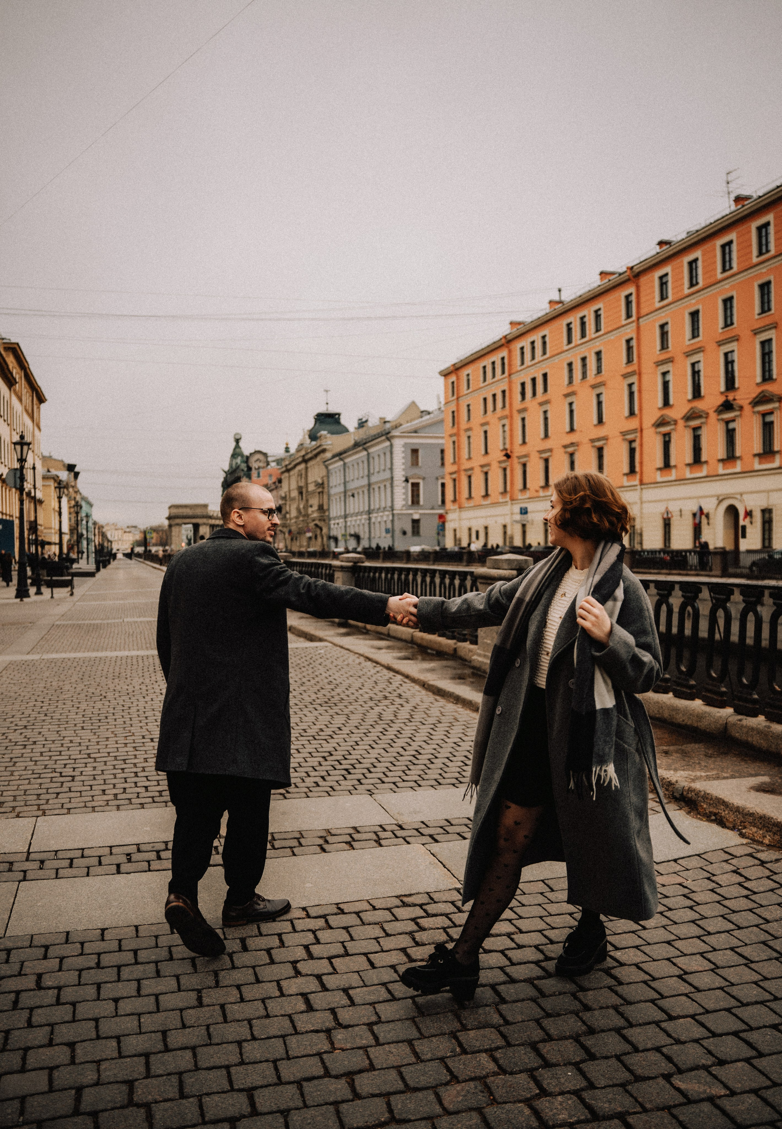 Парная фотосессия в Санкт-Петербурге. Фотосессия лавстори Санкт-Петербург. Свадебный фотограф в СПб. Федосова Елизавета. Спас на Крови, Казанский собор, Зингера.