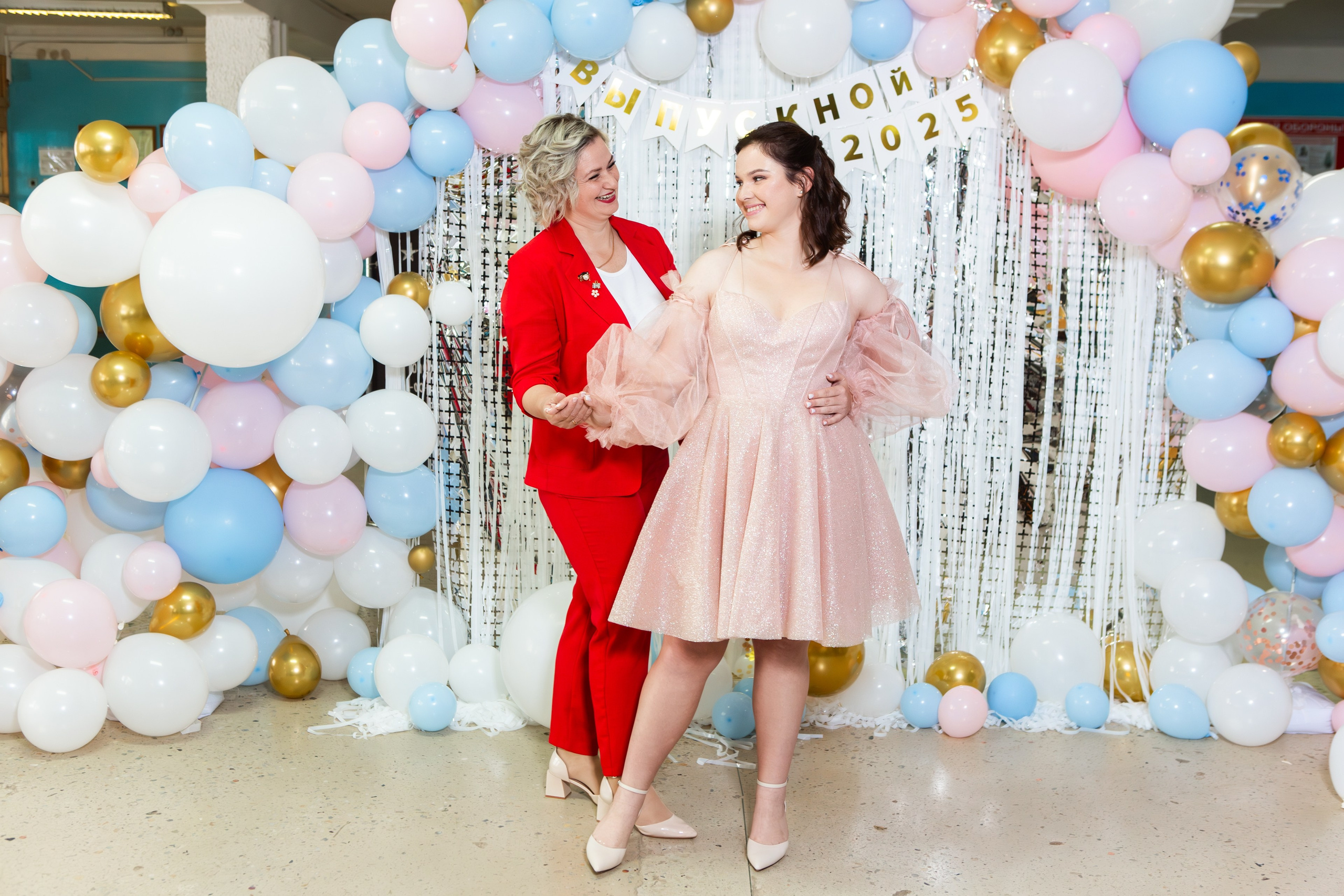 ФОТОСЕССИЯ С РОДИТЕЛЯМИ ВЫПУСКНОЙ 2025 9 ШКОЛА Г.МЦЕНСК. Профессиональный фотограф в Мценске и Орловской области