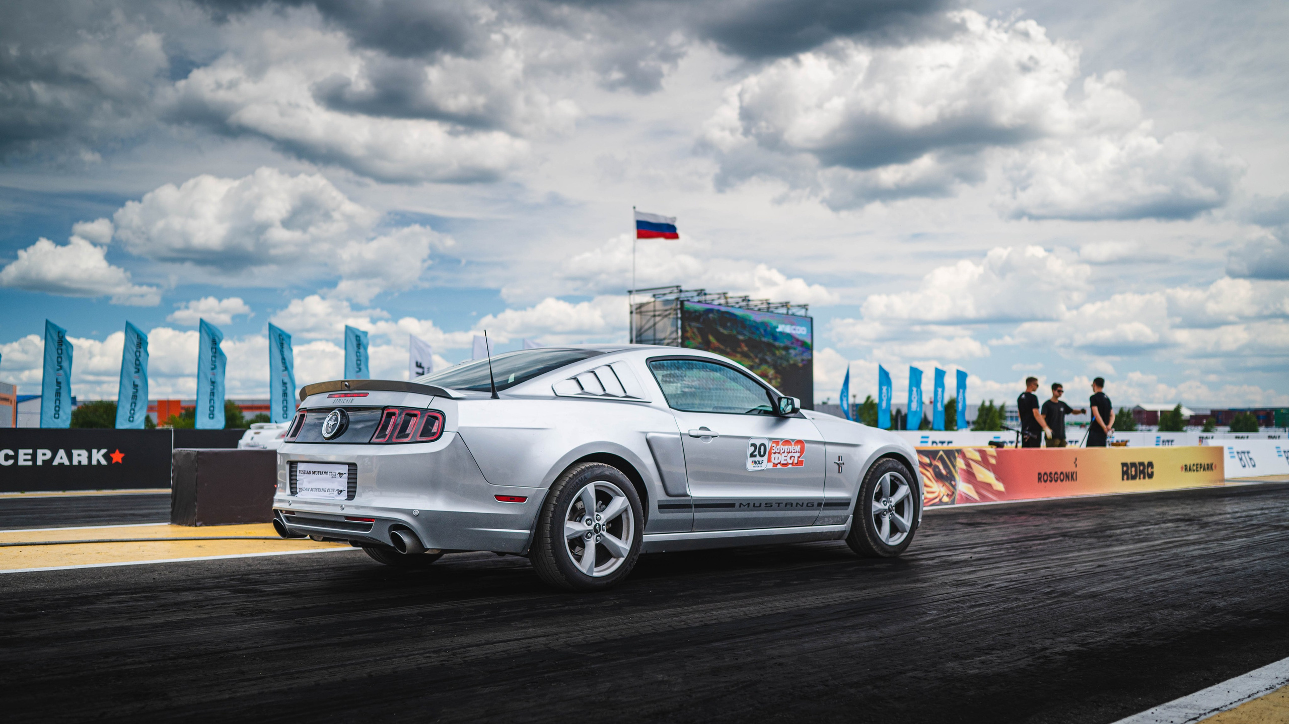 За рулём FEST 2024. Автомобильный фотограф в Москве — Сидоров Дмитрий