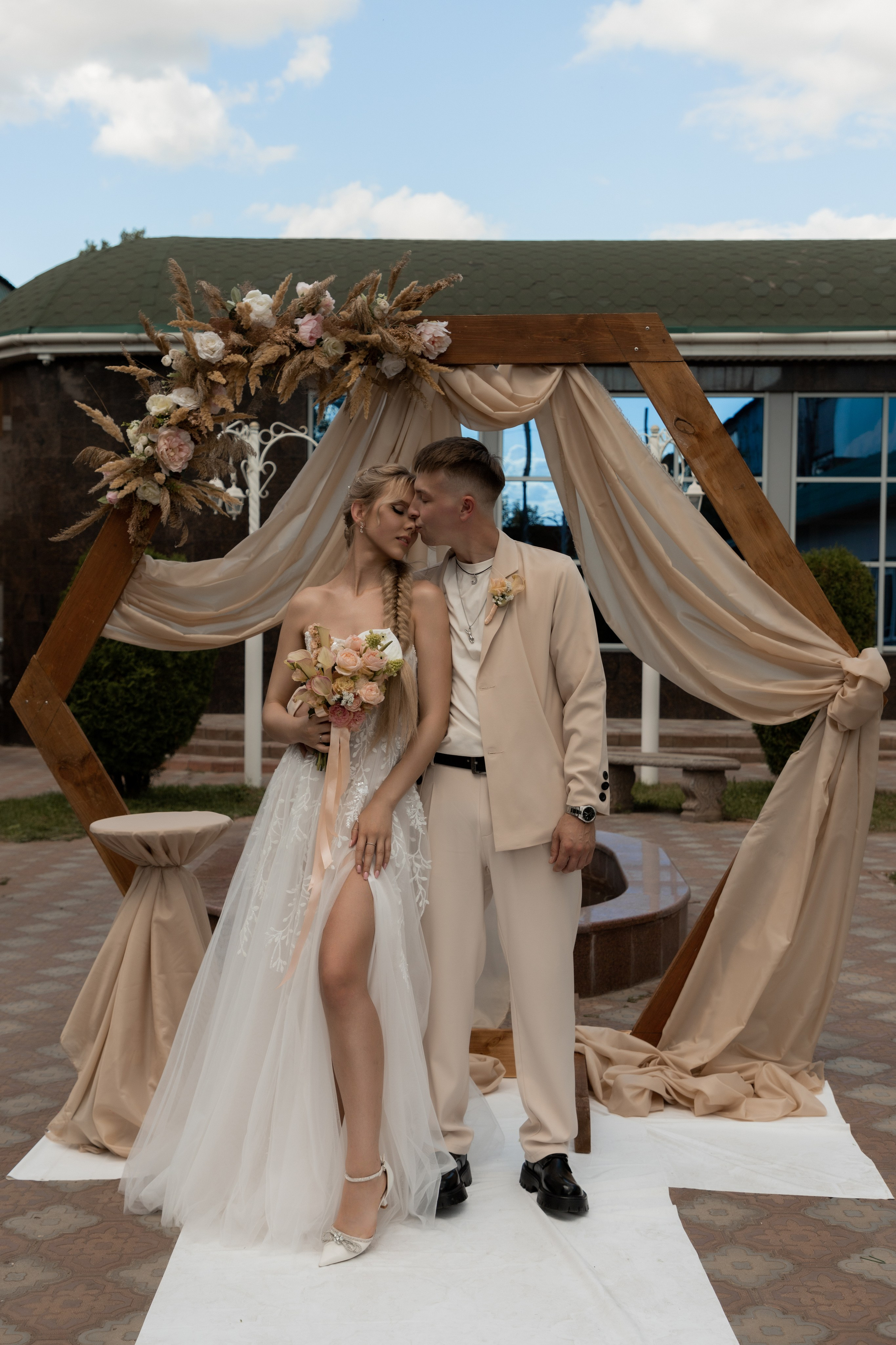 Роман и Александра (банкет). Свадебный фотограф Ангелина Сунгатулина | Саратов | Балаково | Вольск