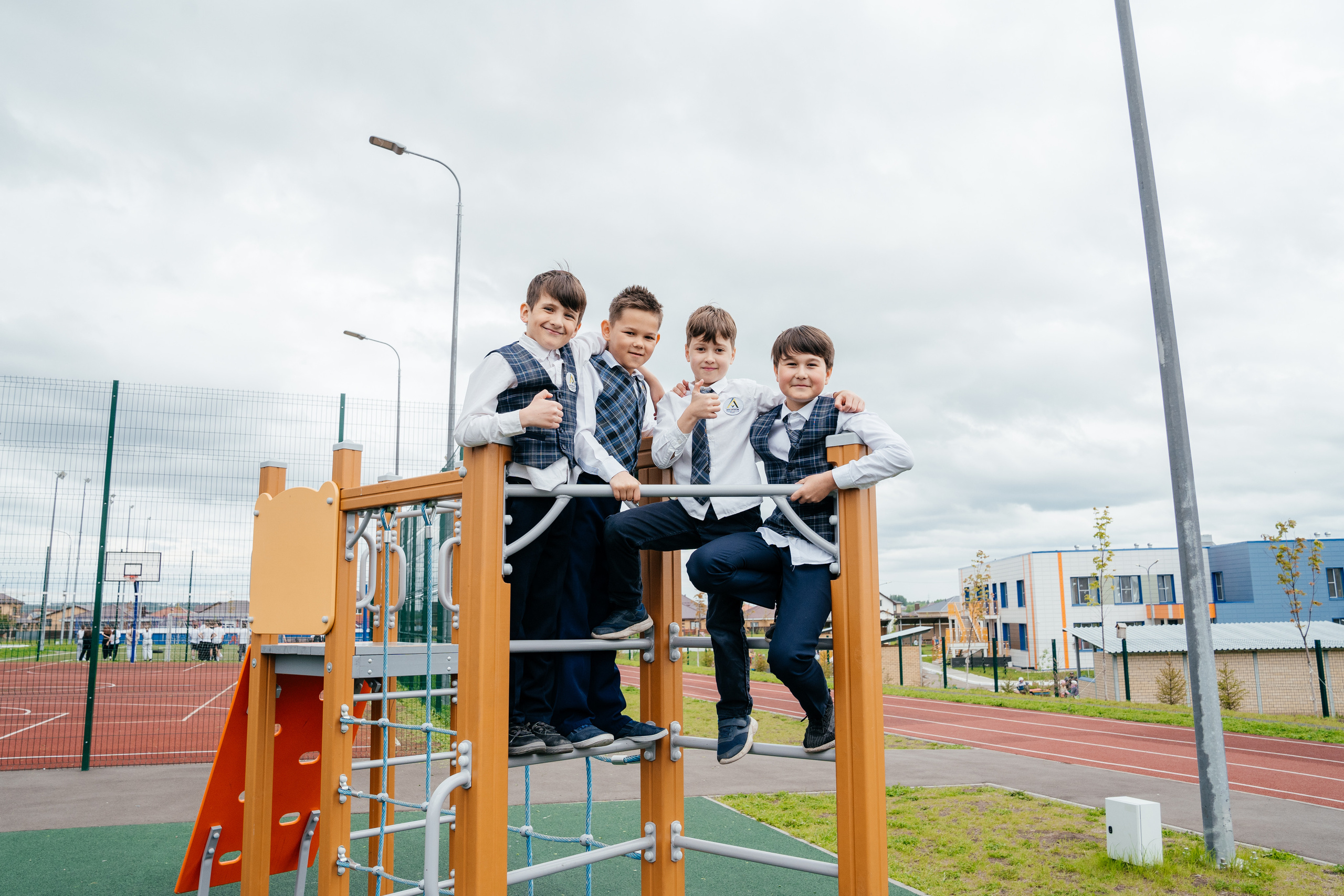 Школа. Выпускные фотоальбомы в Казани