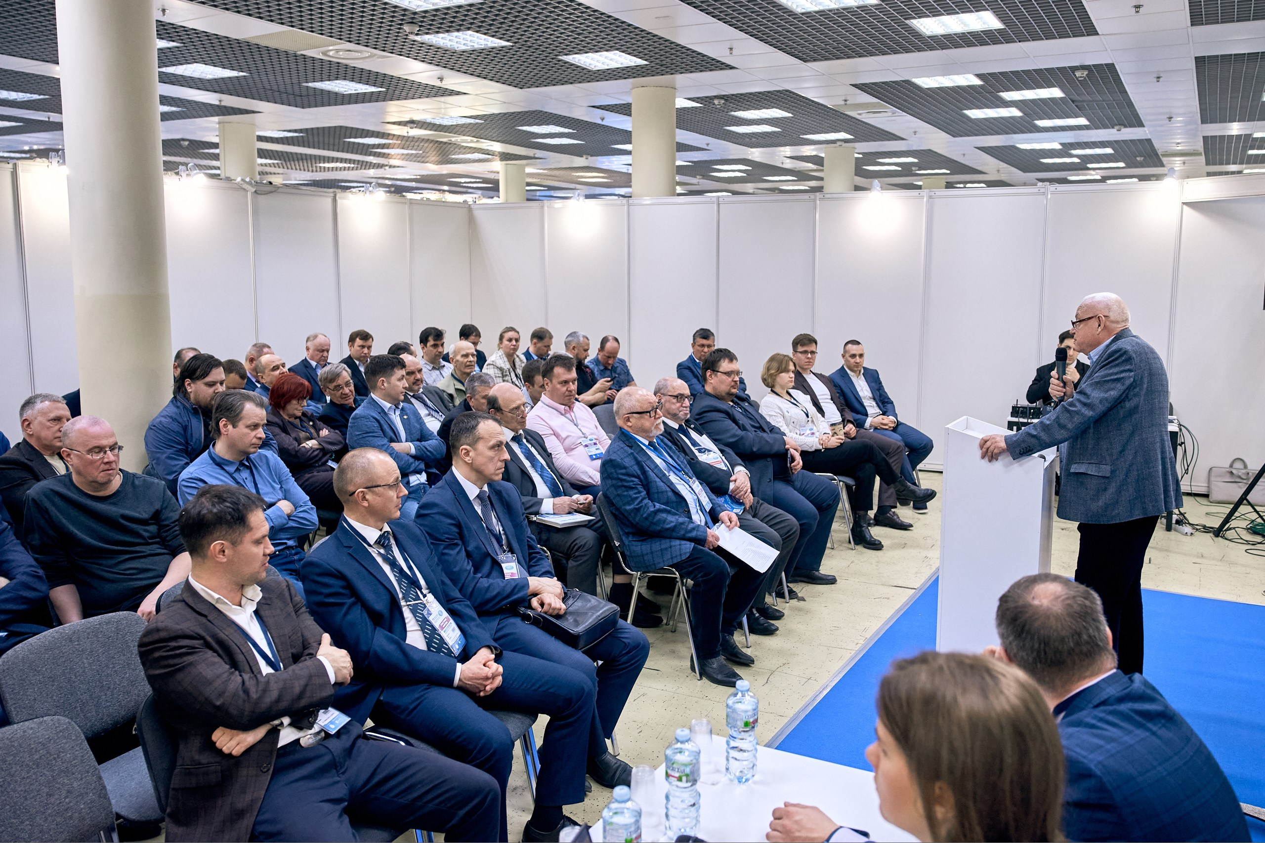 Конференция NDT в Экспоцентре 2025. Контент-фотограф в Москве Тима Забабурин