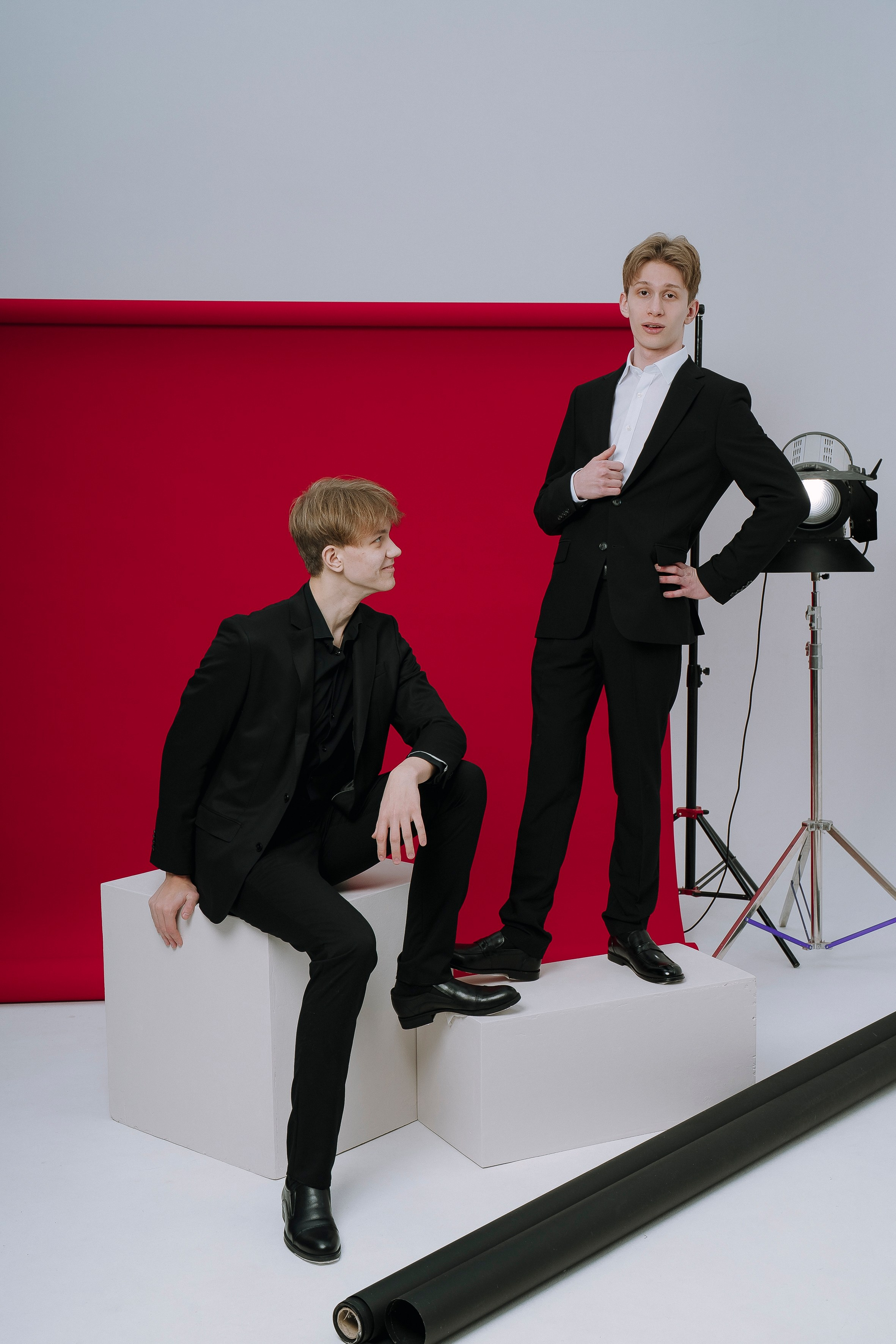 Альбом Красный- старшая школа. Выпускные альбомы Натальи Бутко: Новороссийск, Анапа, Геленджик