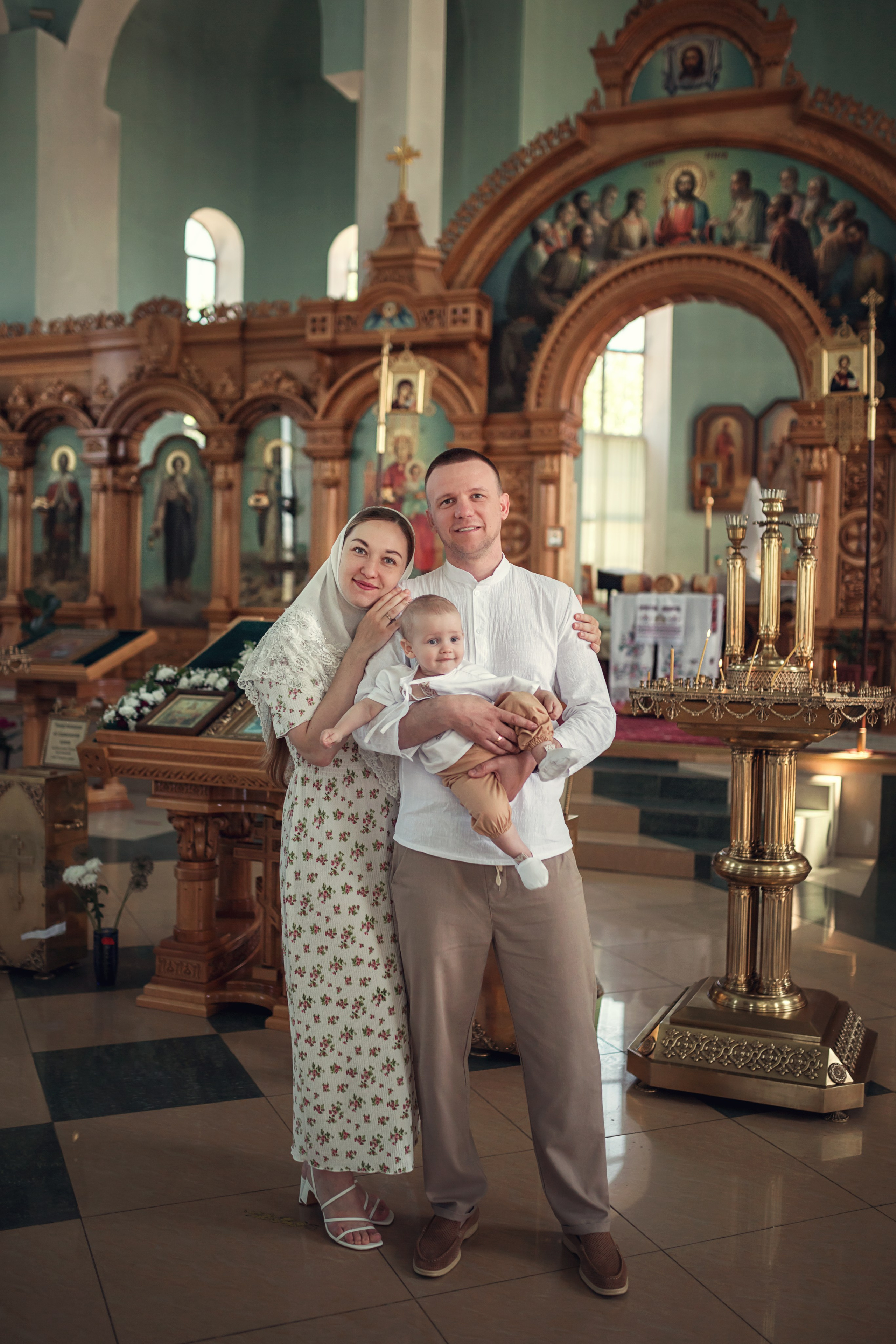 Крещение Кирилла. Свято -Троицкий храм. г. Гулькевичи. Семейный и детский фотограф Екатерина Савёлова