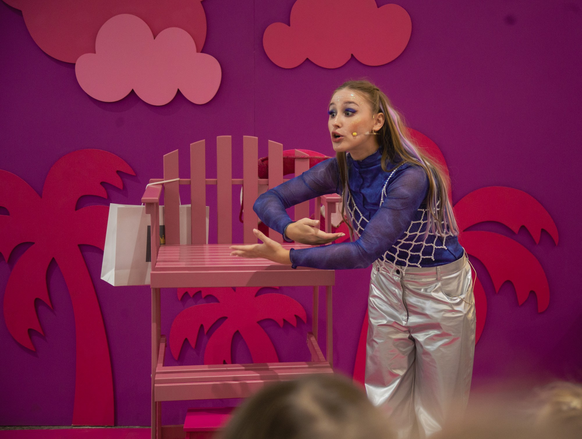 Сказка в ТЦ Океания. Репортажный и концертный фотограф в Москве Анастасия Осень