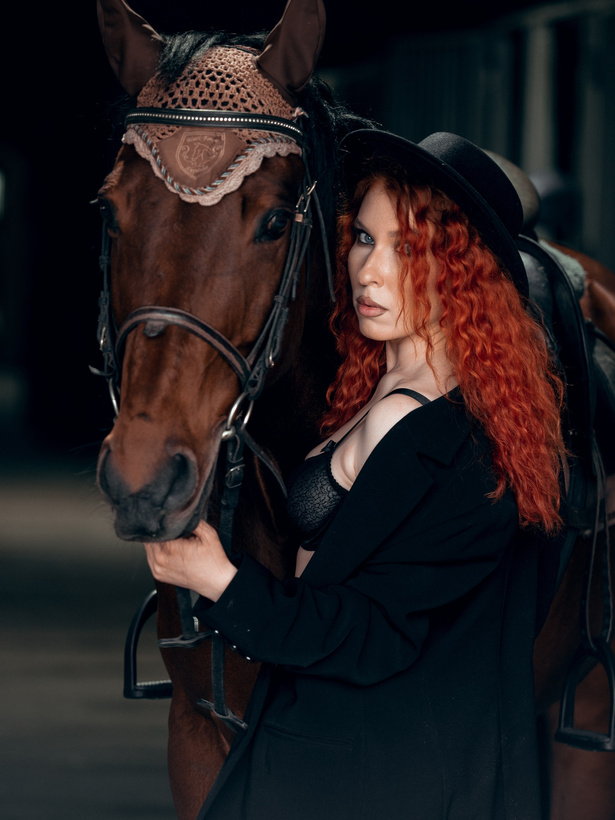 Женские портреты. Фотограф в Омске Долговых Катерина