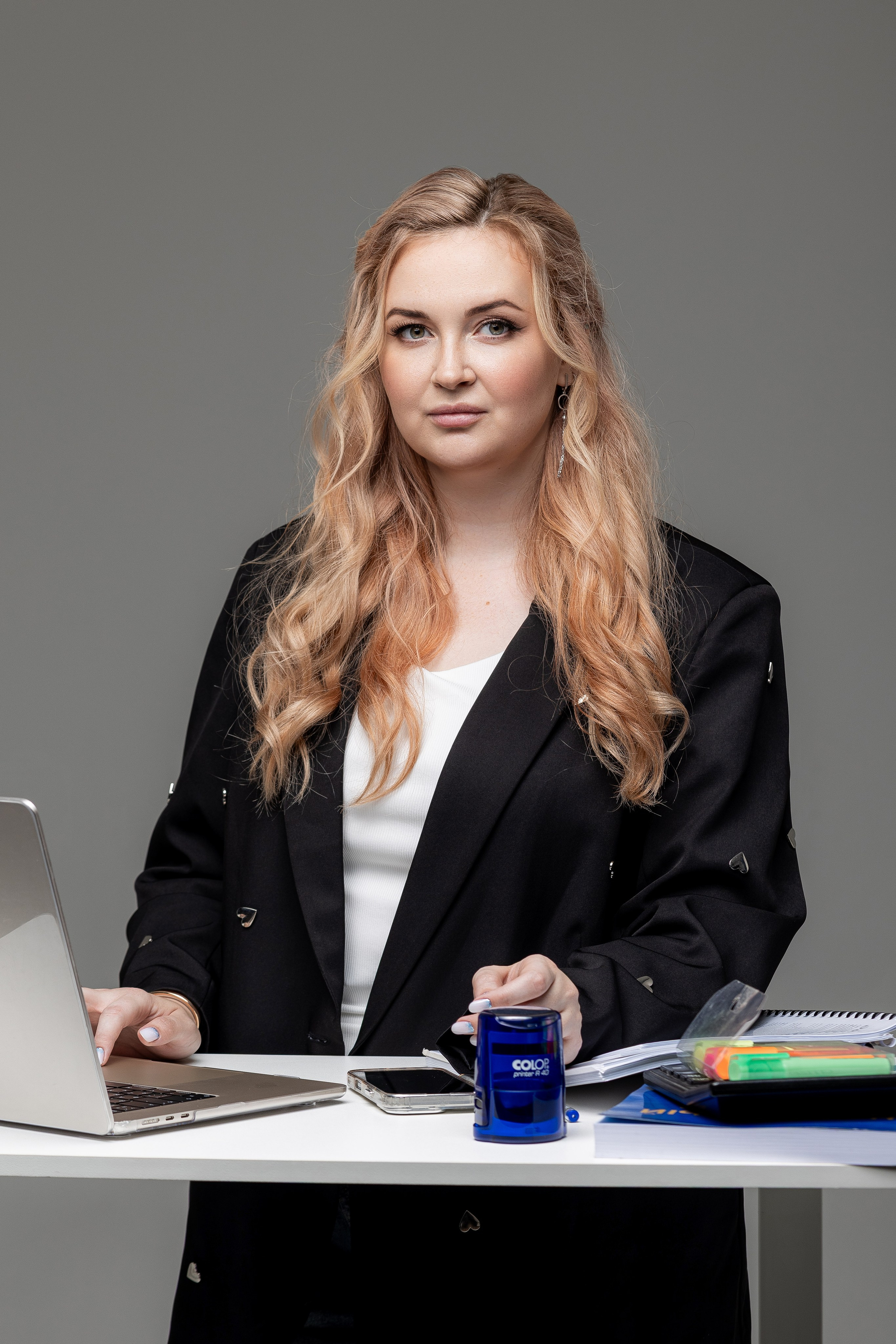 Студийный фотограф в Караганде Алексей Баранов. Фотограф Алексей Баранов. Фотостудия Flash. Семейные фотосессии в Караганде. Индивидуальные фотосессии, детские фотосессии, парные фотосессии в Караганде. Интерьерная фотосессия в Караганде. Семейный фотограф Алексей Баранов. Детский фотограф Алексей Баранов. Художественный фотограф Алексей Баранов. Свадебный фотограф Алексей Баранов. Черно-Белая съемка в Караганде. Самые лучшие семейный и детские фотосессии в Караганде. Контент Съемка в Караганде. SMM в Караганде. Контент фотограф Алексей Баранов.