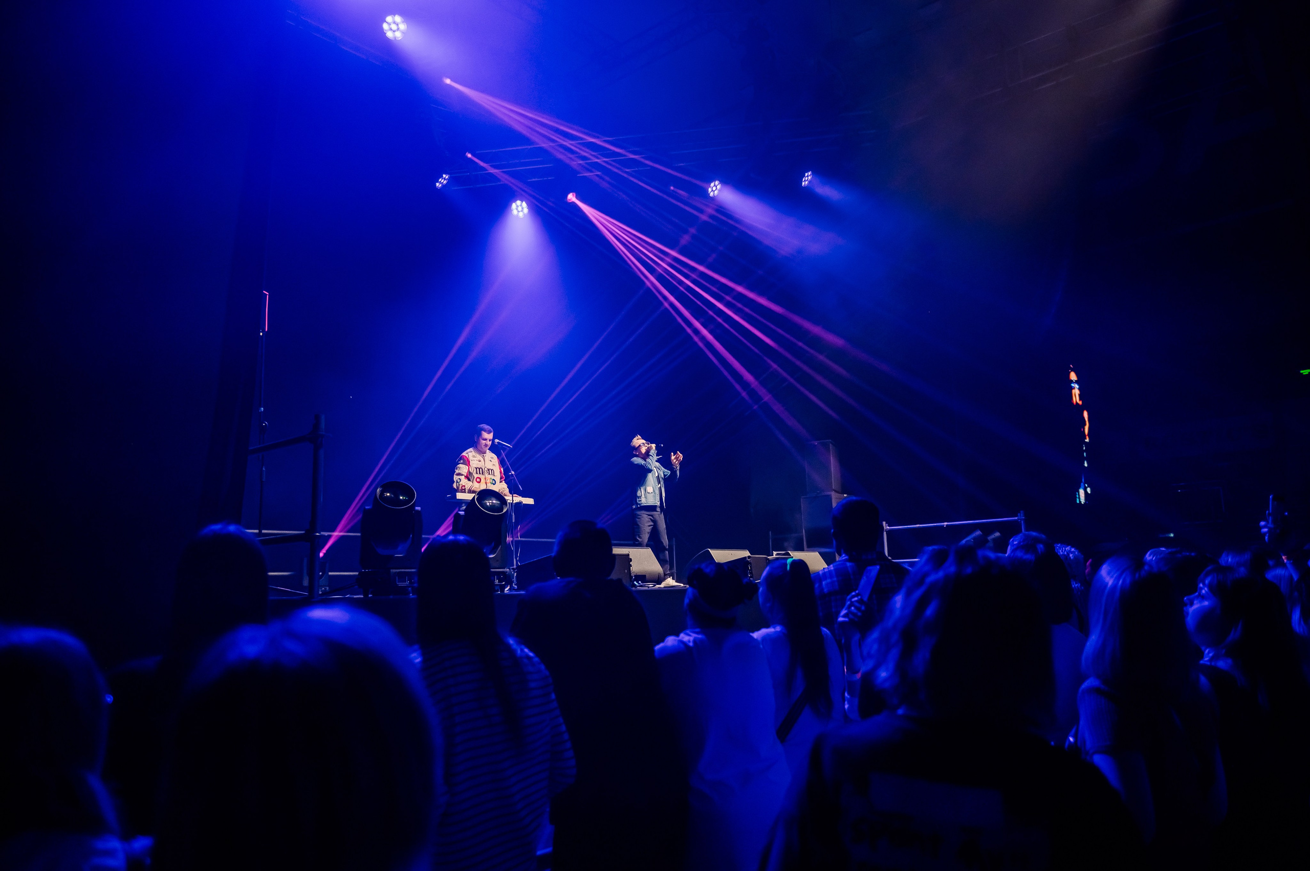 Дискач 90-х в Кемерово, СРК Арена. Детский фотограф, семейный фотограф и репортажи в Кемерово