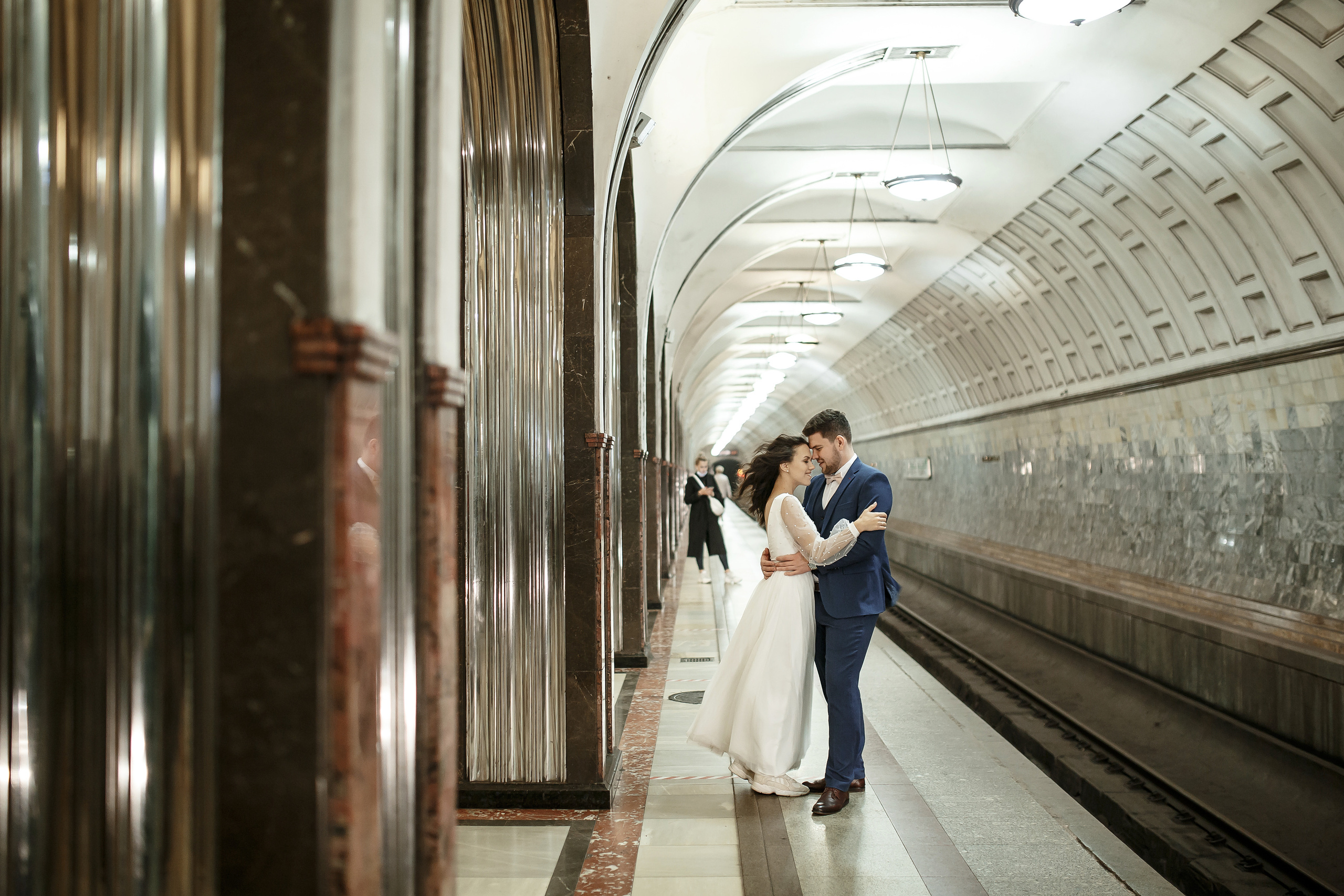 Лавстори в метро. Свадебный фотограф Колесников Антон