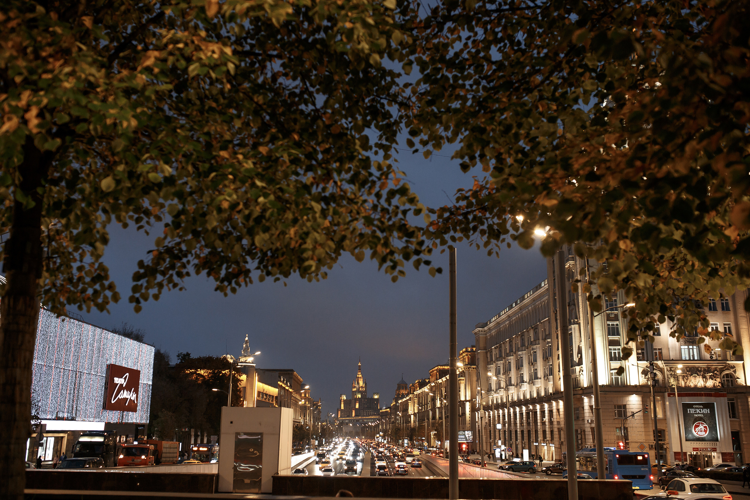 Лавстори в метро. Свадебный фотограф Колесников Антон