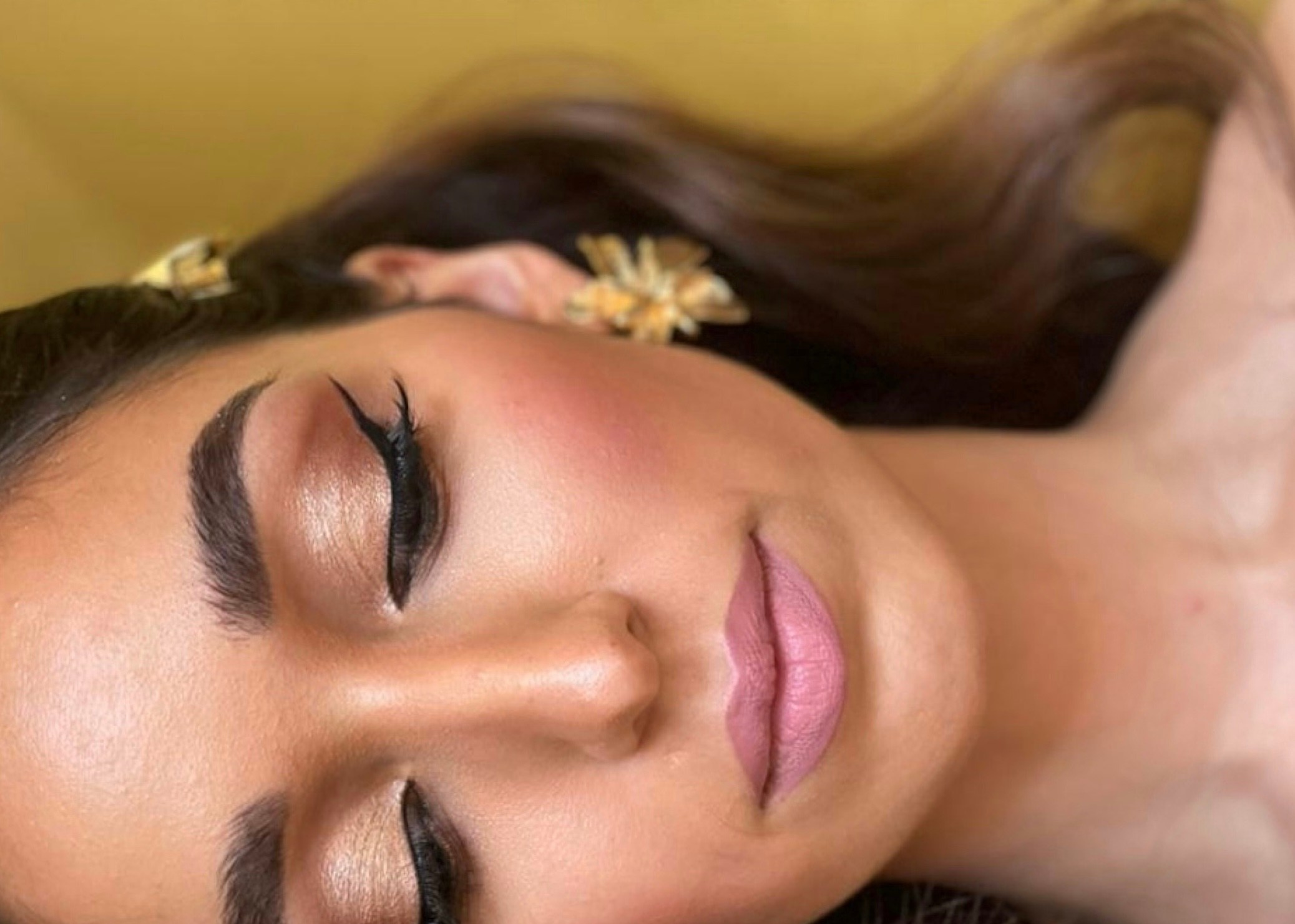 Свадебные и вечерние образы. Прически и макияж. Услуги свадебного стилиста в Москве