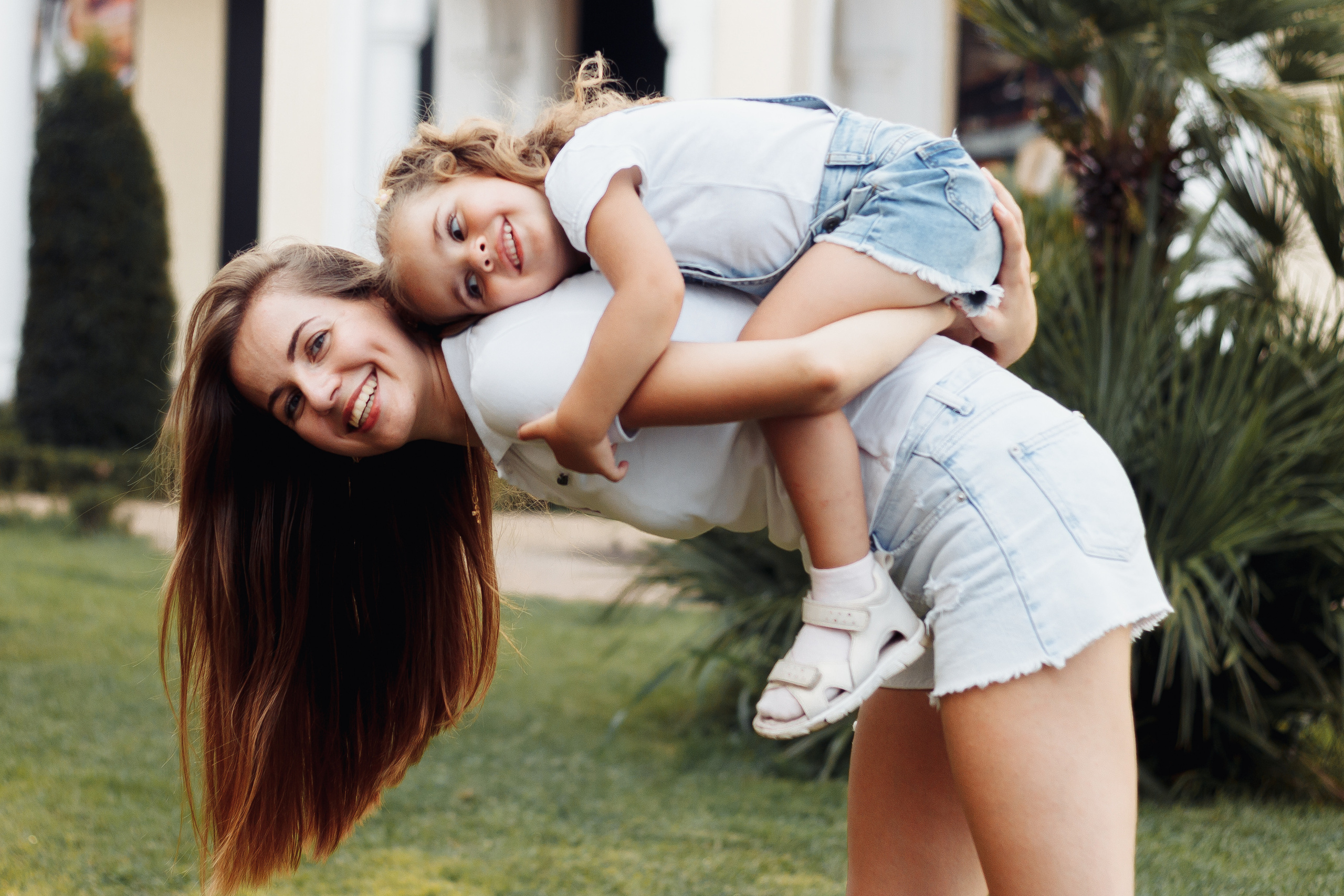 Катя и малышка Тео. Контент фотограф в Ростове-на-Дону Мардус Павел