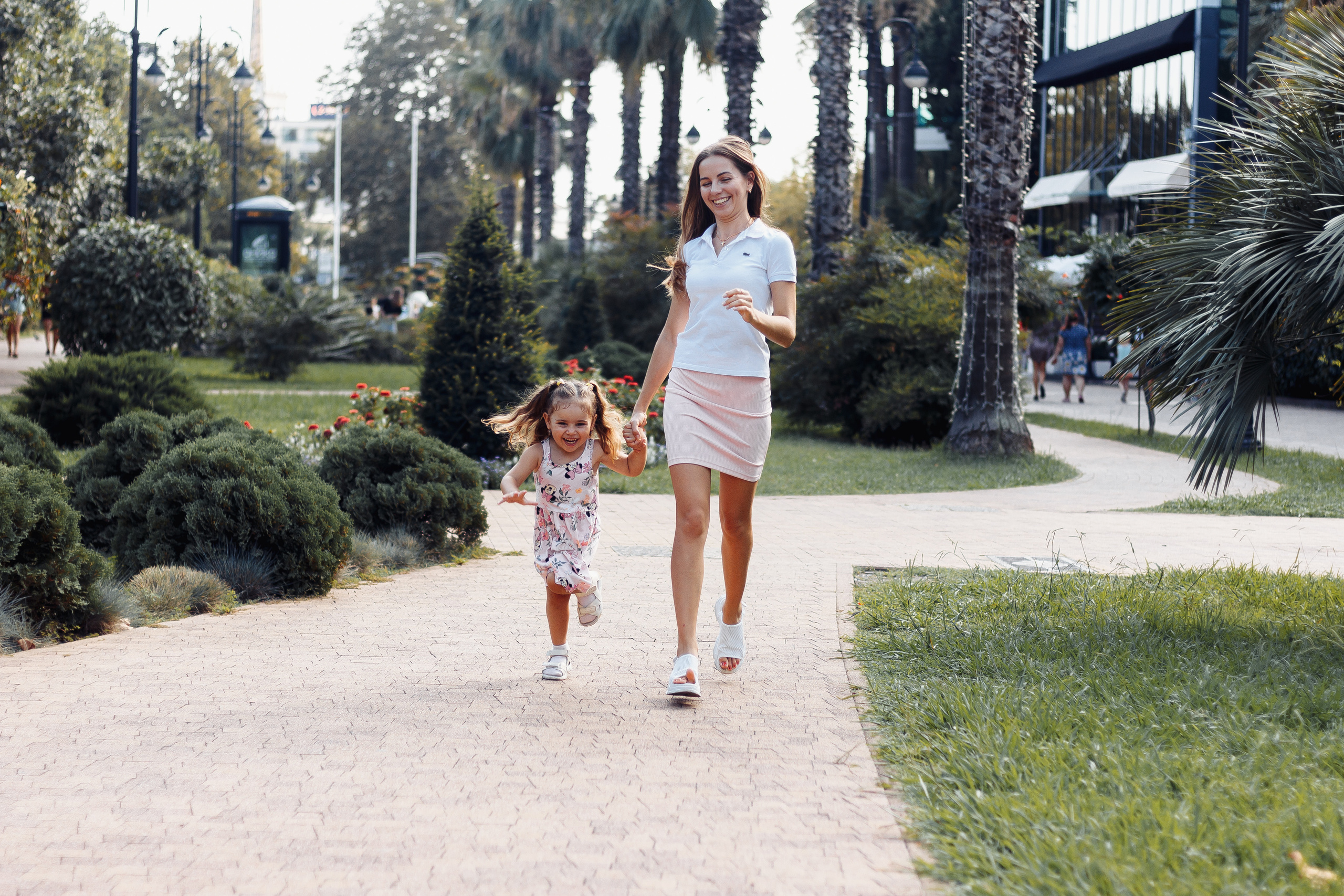 Катя и малышка Тео. Контент фотограф в Ростове-на-Дону Мардус Павел