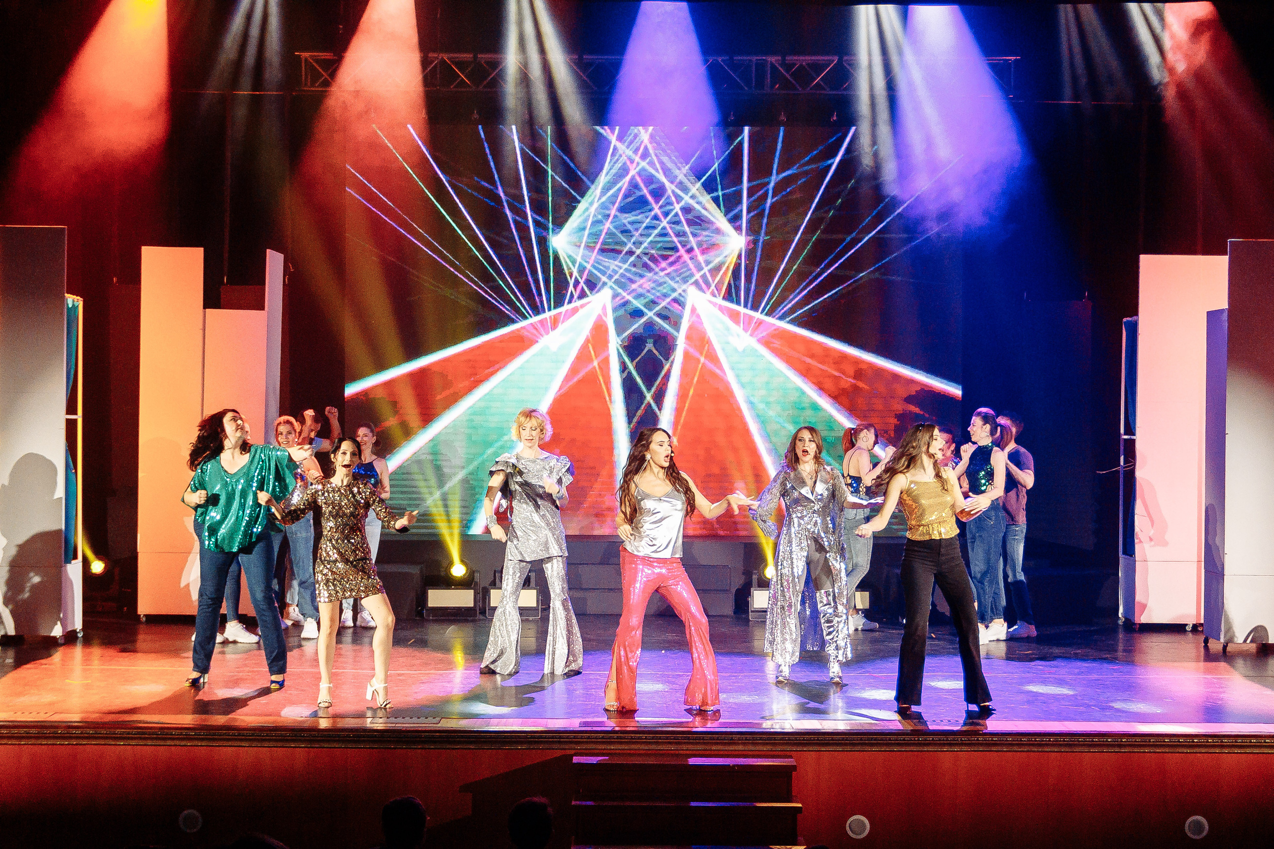 Благотворительный проект «Сцена». Контент фотограф в Ростове-на-Дону Мардус Павел