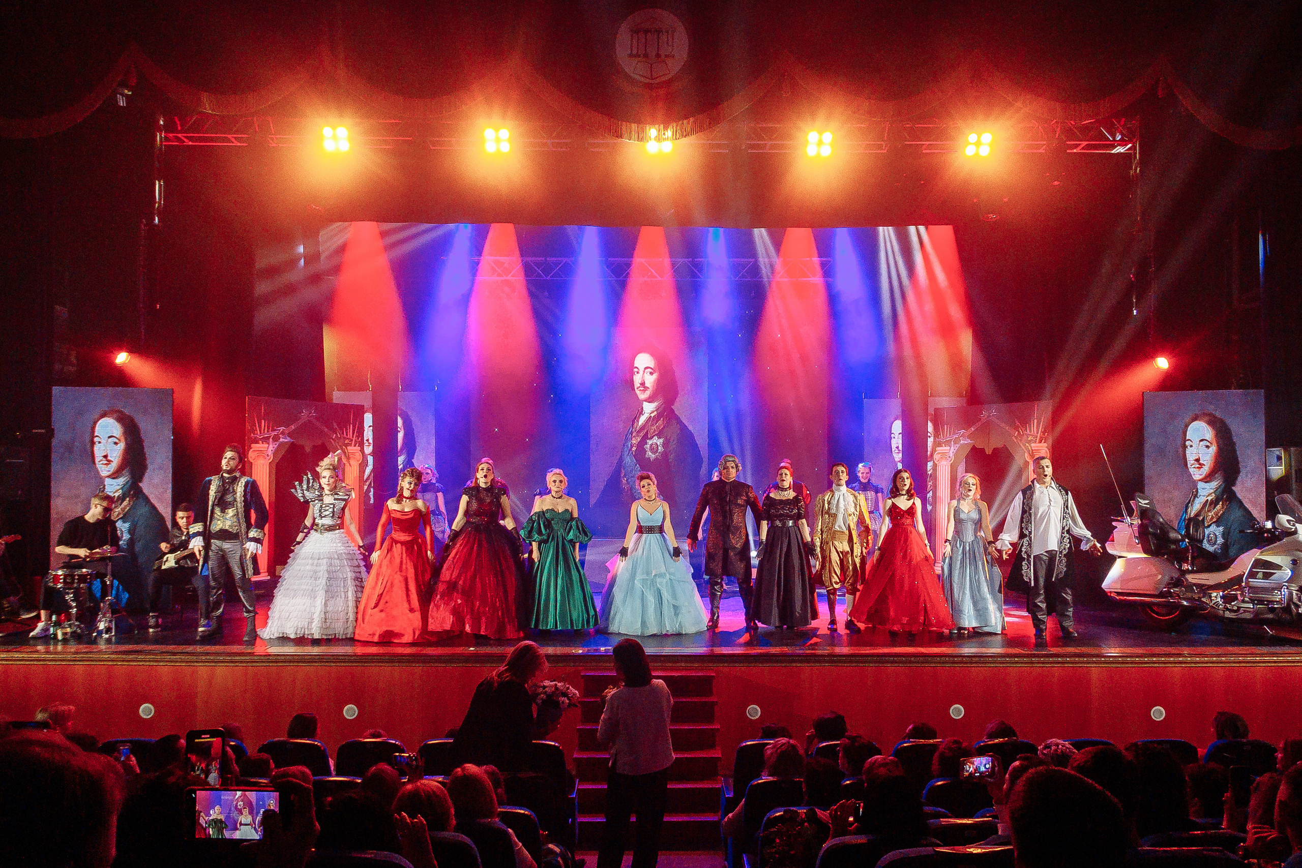 Благотворительный проект «Сцена». Контент фотограф в Ростове-на-Дону Мардус Павел