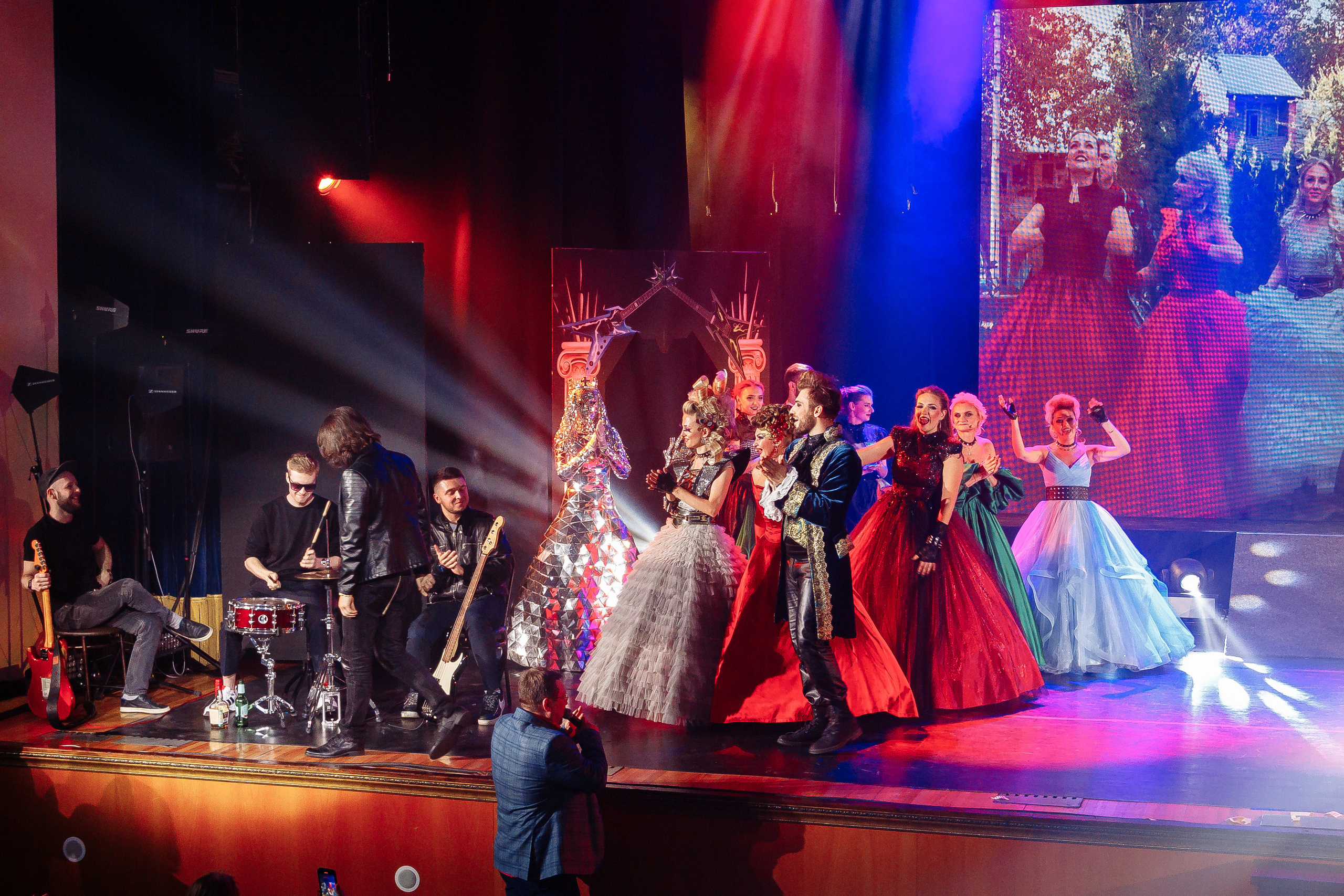 Благотворительный проект «Сцена». Контент фотограф в Ростове-на-Дону Мардус Павел