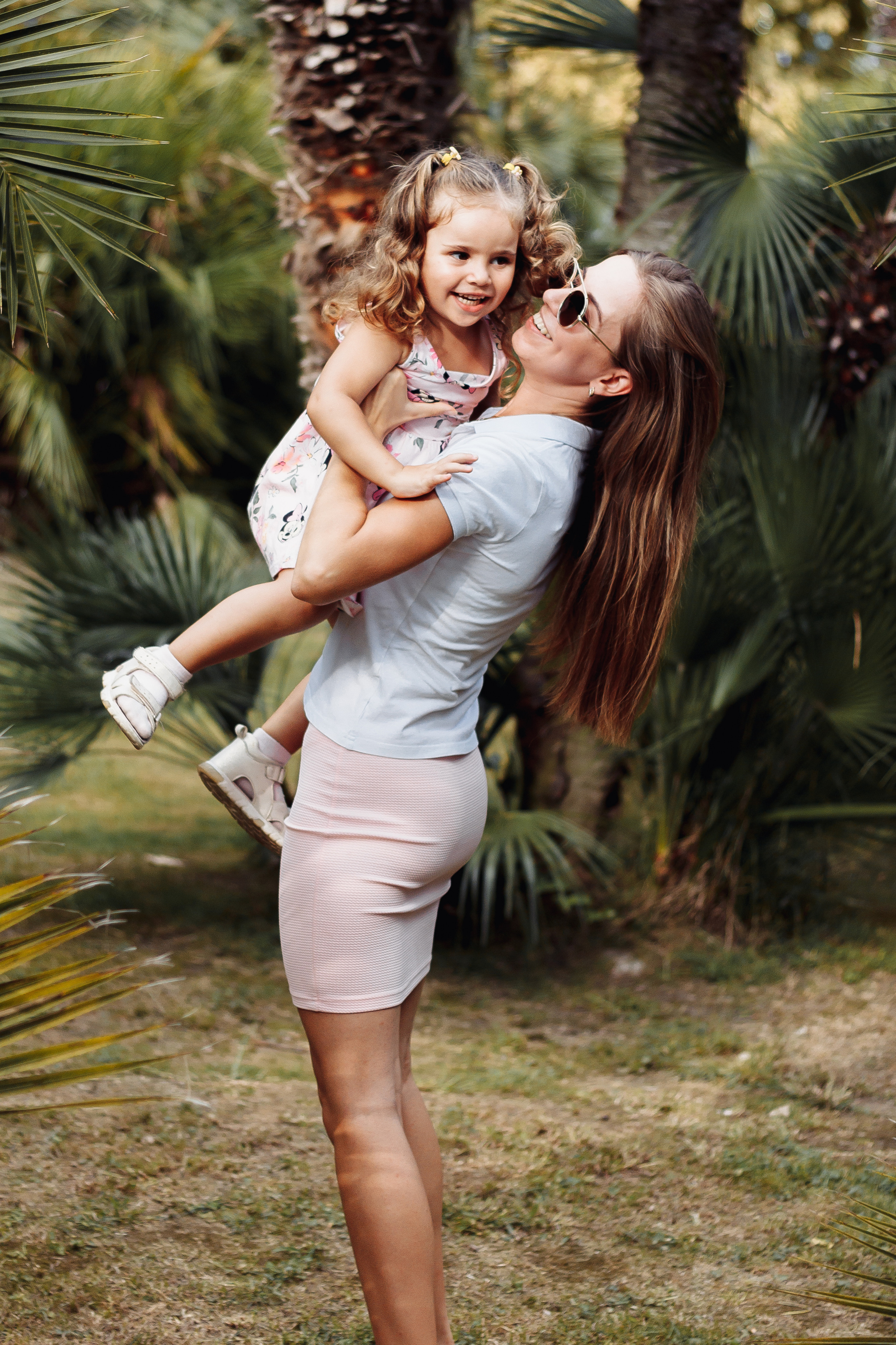 Катя и малышка Тео. Контент фотограф в Ростове-на-Дону Мардус Павел