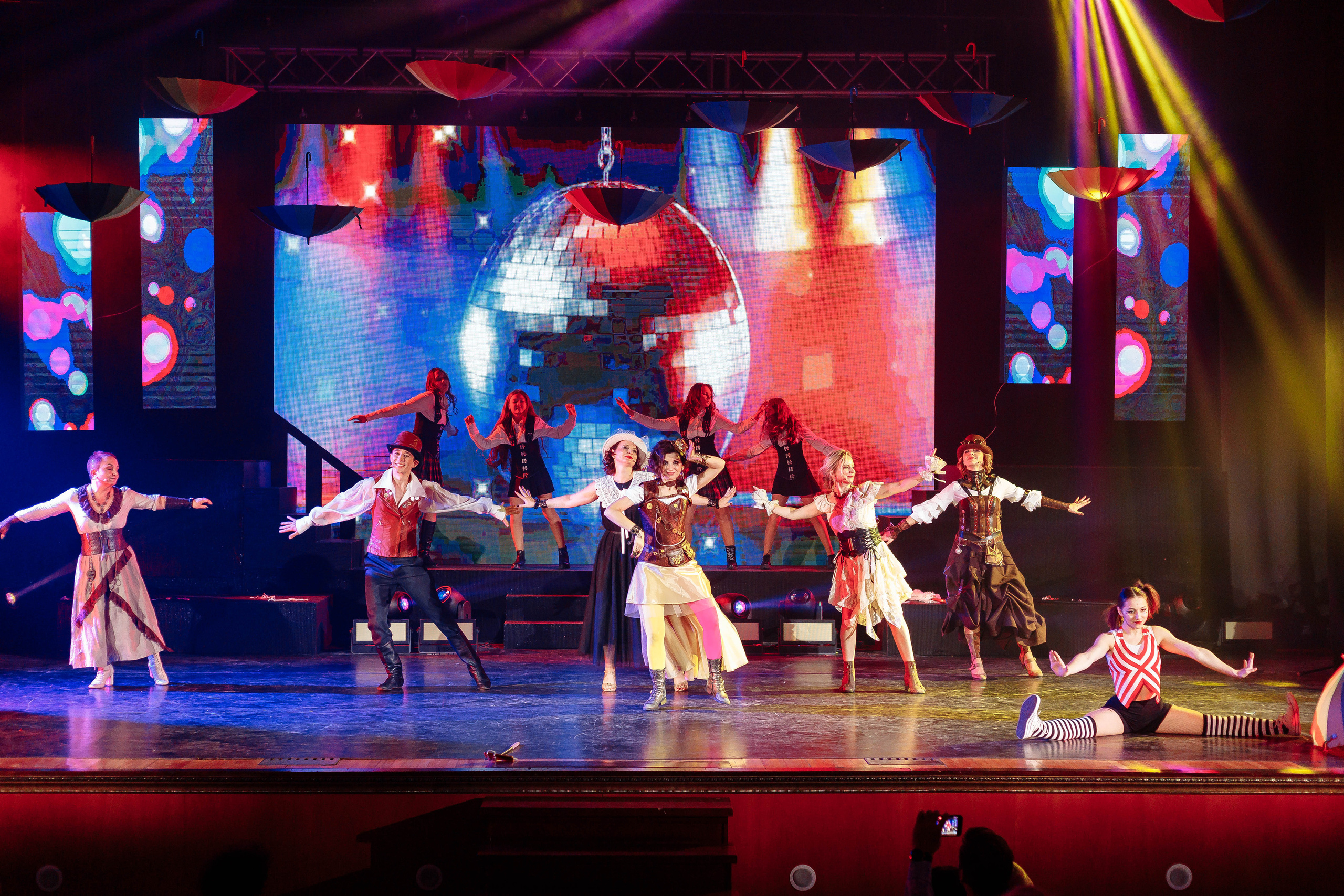 Благотворительный проект «Сцена». Контент фотограф в Ростове-на-Дону Мардус Павел